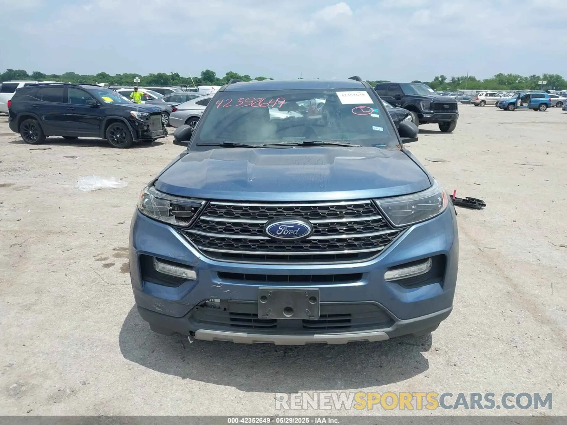 12 Photograph of a damaged car 1FMSK7DH1LGB20702 FORD EXPLORER 2020