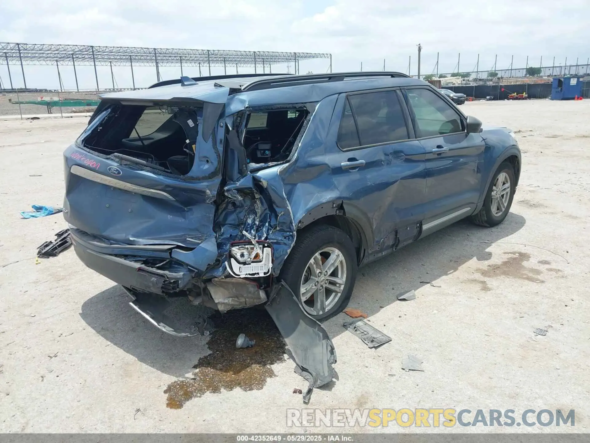 4 Photograph of a damaged car 1FMSK7DH1LGB20702 FORD EXPLORER 2020