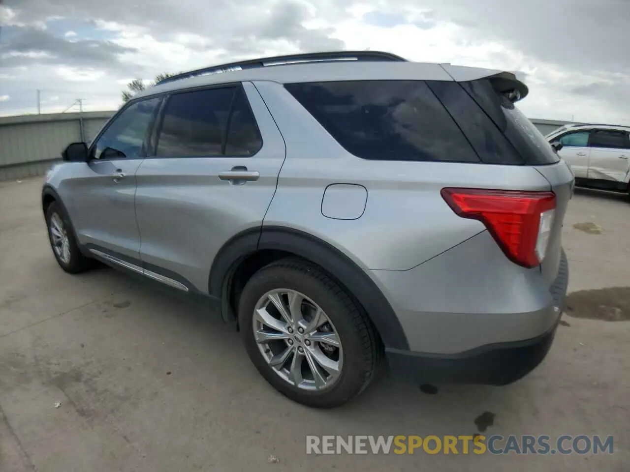 2 Photograph of a damaged car 1FMSK7DH1LGB20733 FORD EXPLORER 2020