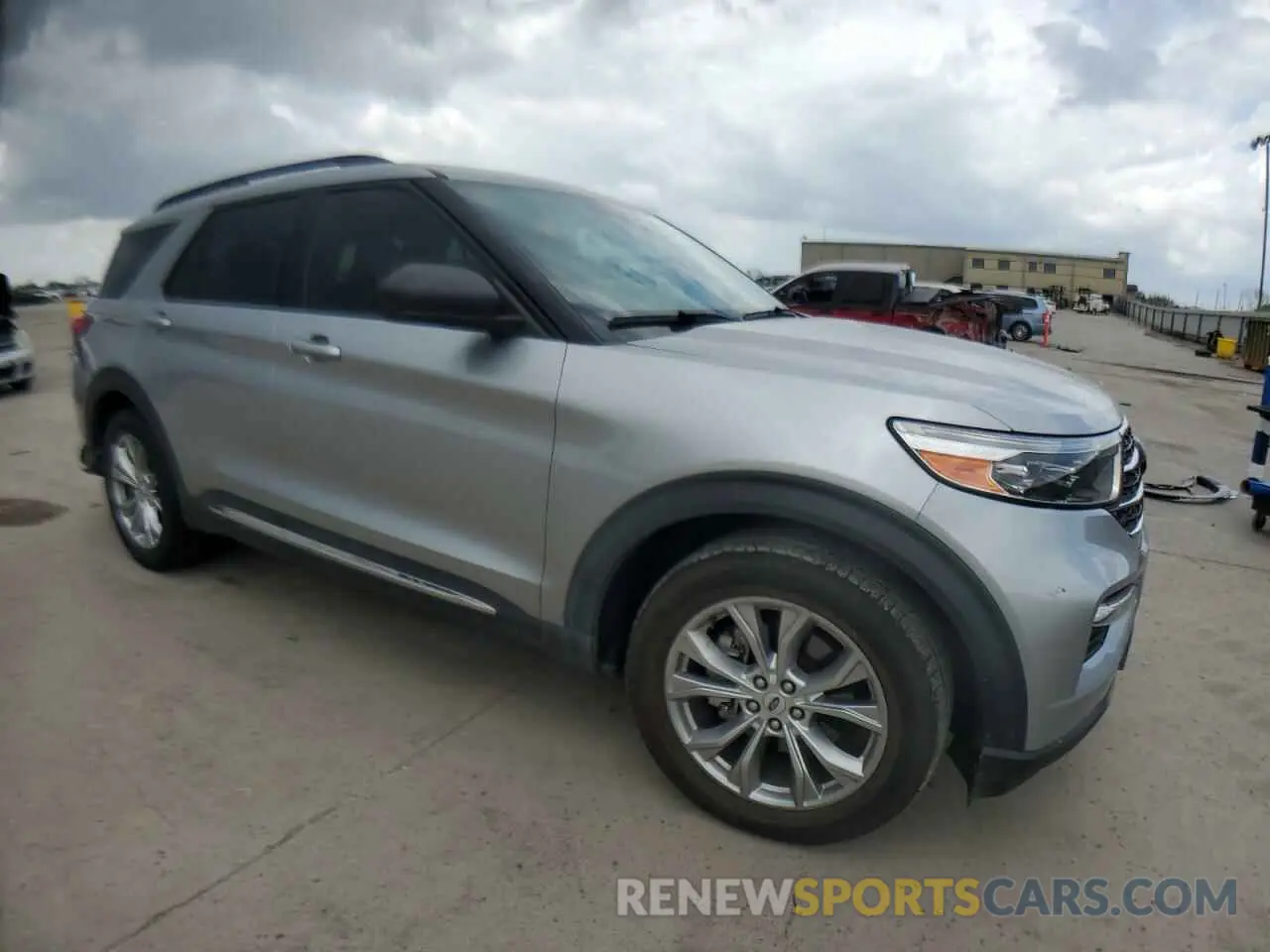 4 Photograph of a damaged car 1FMSK7DH1LGB20733 FORD EXPLORER 2020
