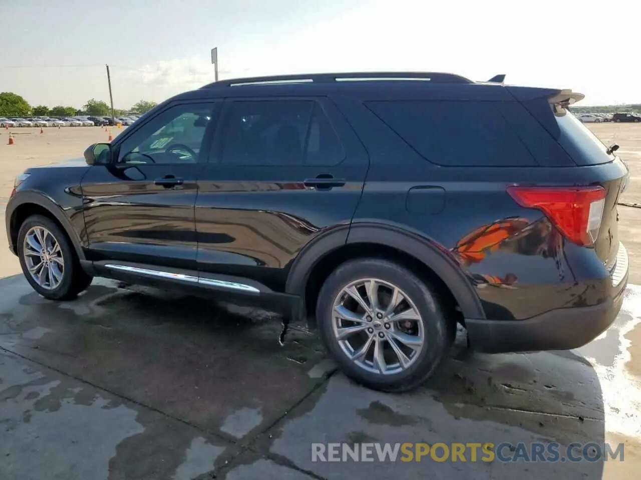 2 Photograph of a damaged car 1FMSK7DH1LGD05056 FORD EXPLORER 2020
