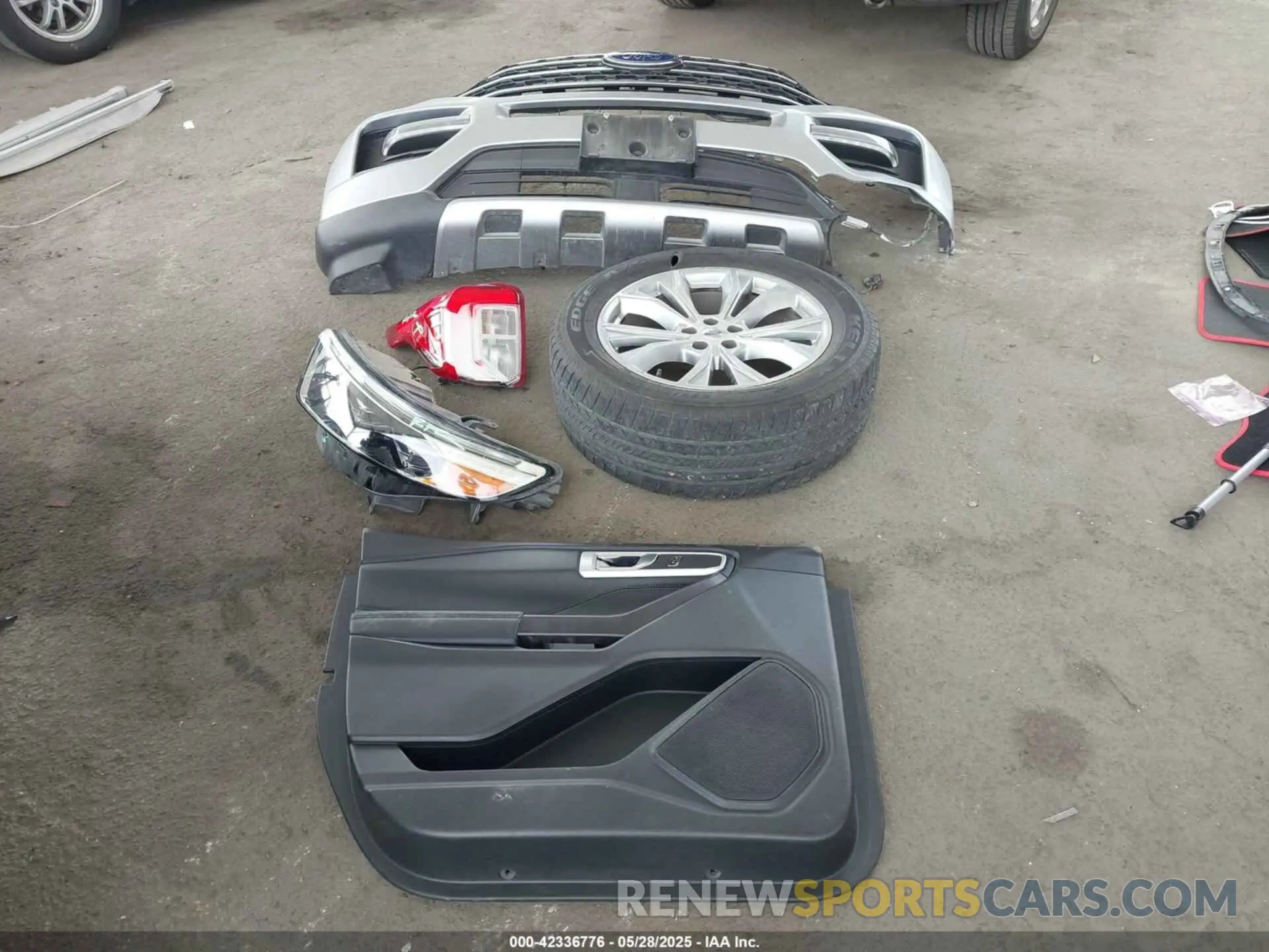 12 Photograph of a damaged car 1FMSK7DH2LGA17224 FORD EXPLORER 2020