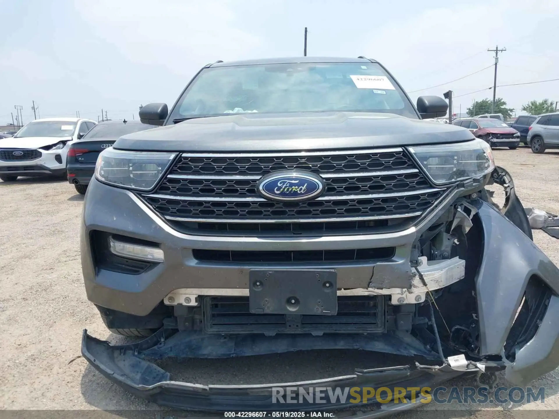 13 Photograph of a damaged car 1FMSK7DH2LGB93044 FORD EXPLORER 2020