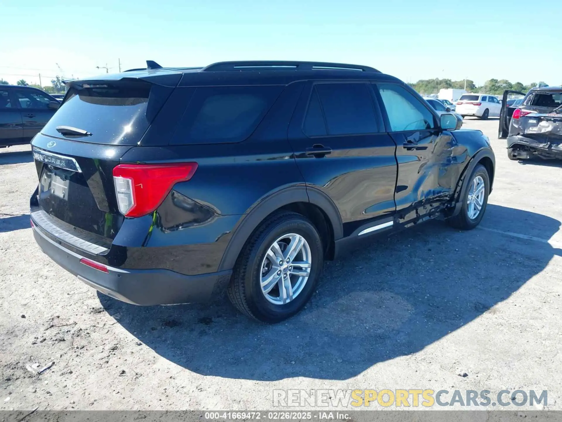 4 Photograph of a damaged car 1FMSK7DH2LGC22803 FORD EXPLORER 2020