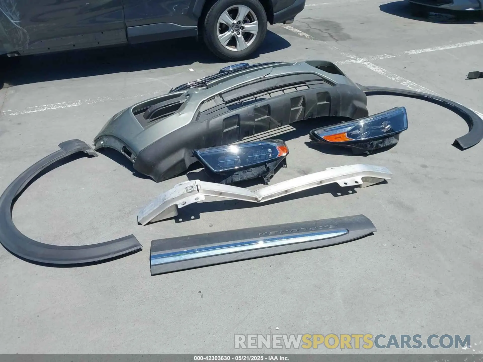 11 Photograph of a damaged car 1FMSK7DH3LGB06266 FORD EXPLORER 2020