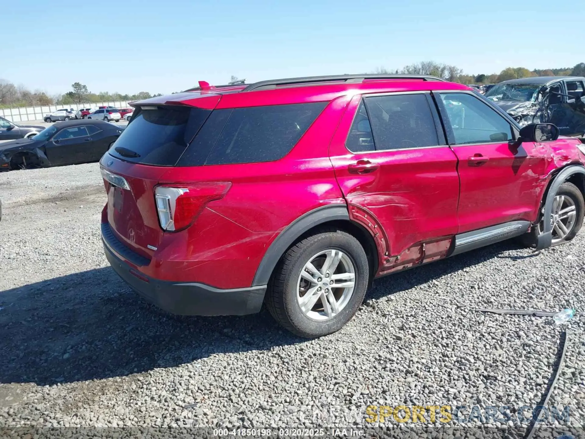 4 Photograph of a damaged car 1FMSK7DH4LGB80098 FORD EXPLORER 2020