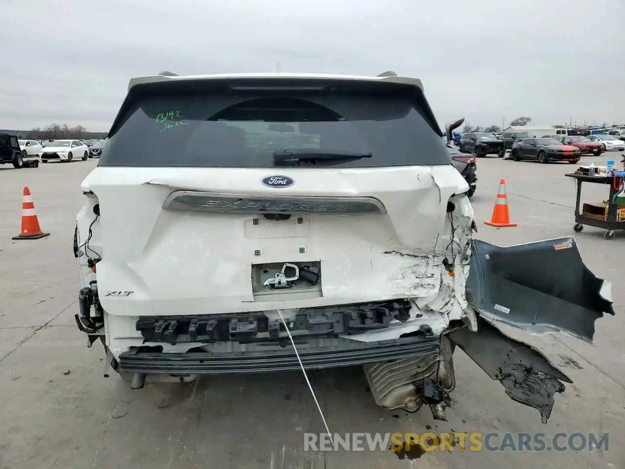 6 Photograph of a damaged car 1FMSK7DH4LGC27498 FORD EXPLORER 2020