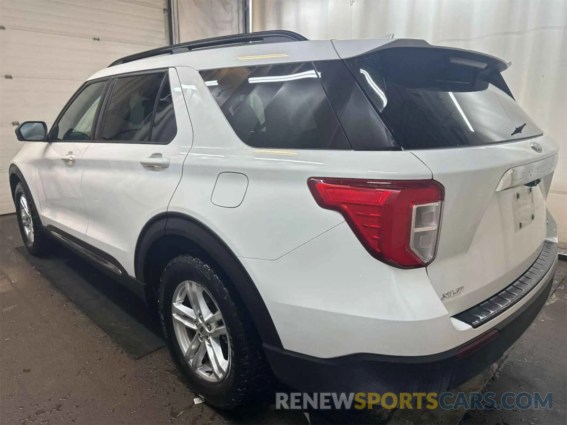 21 Photograph of a damaged car 1FMSK7DH5LGC02982 FORD EXPLORER 2020