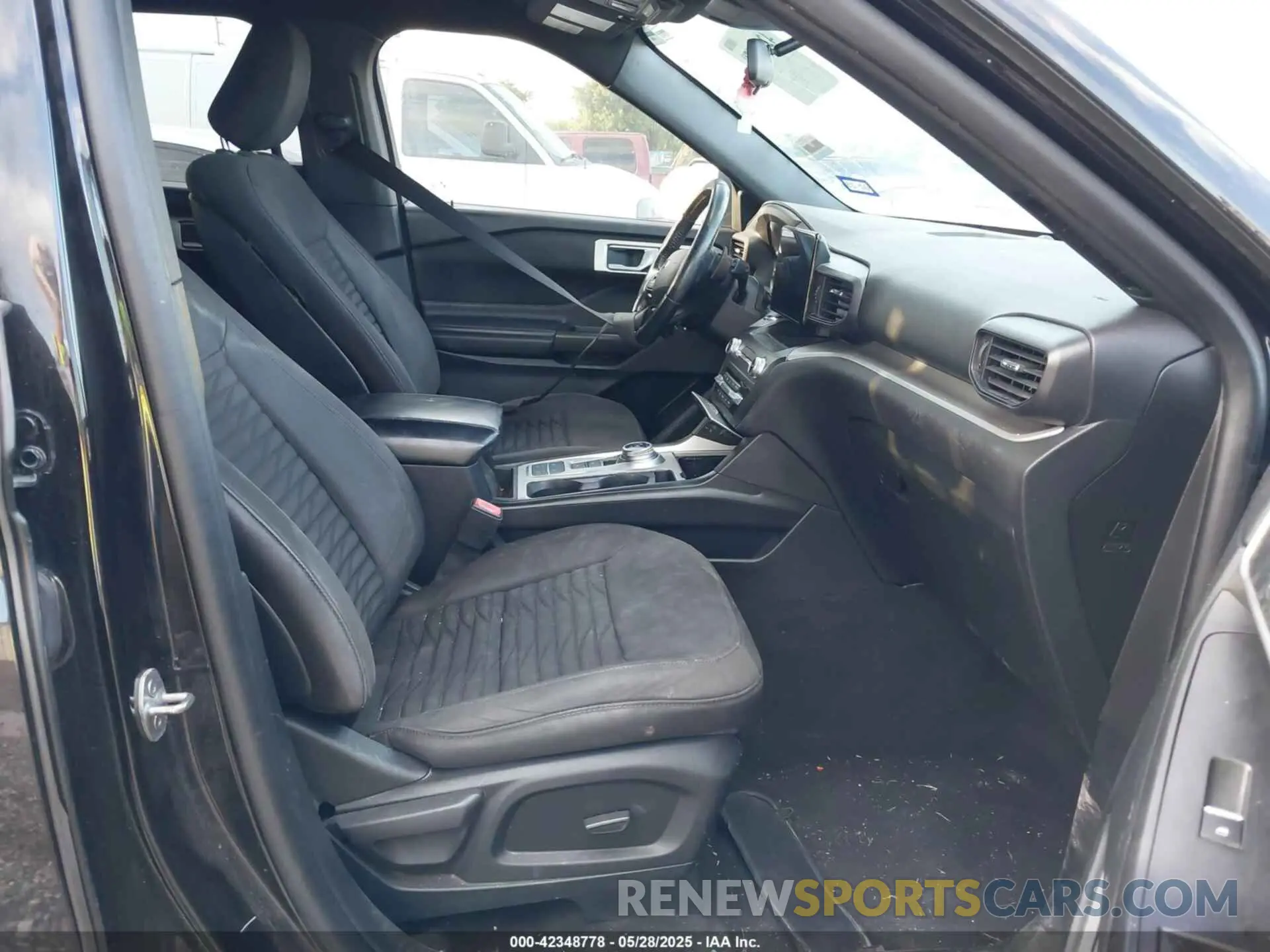 5 Photograph of a damaged car 1FMSK7DH5LGC28692 FORD EXPLORER 2020