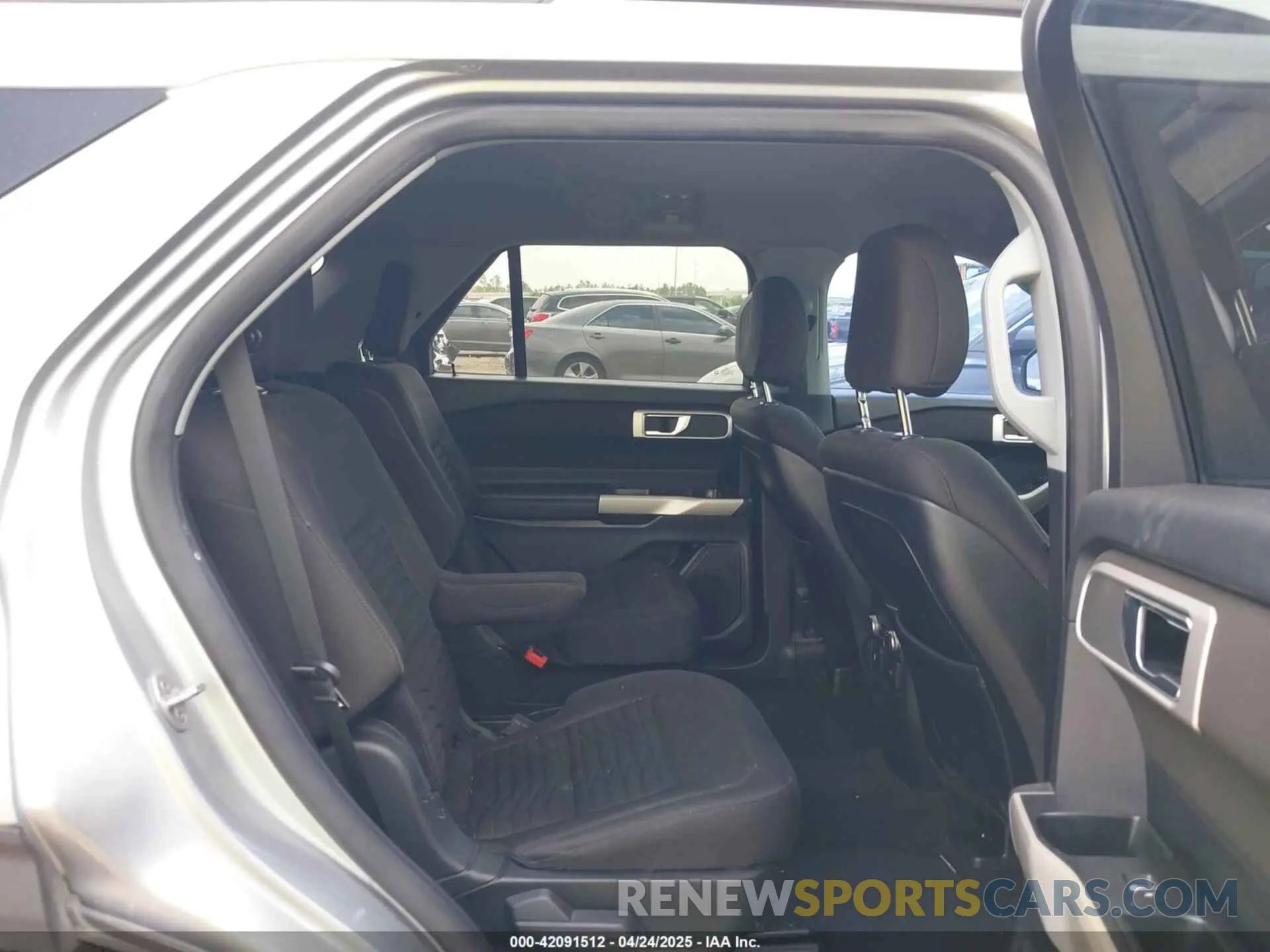 8 Photograph of a damaged car 1FMSK7DH5LGD05139 FORD EXPLORER 2020