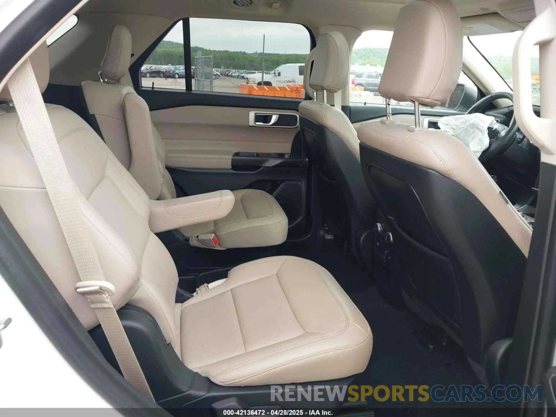 8 Photograph of a damaged car 1FMSK7DH6LGB47040 FORD EXPLORER 2020
