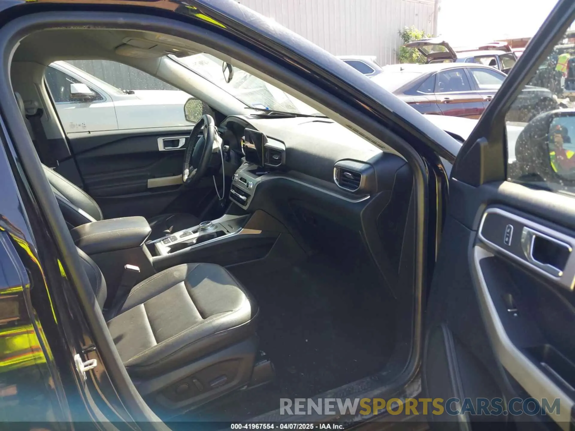5 Photograph of a damaged car 1FMSK7DH6LGC79537 FORD EXPLORER 2020