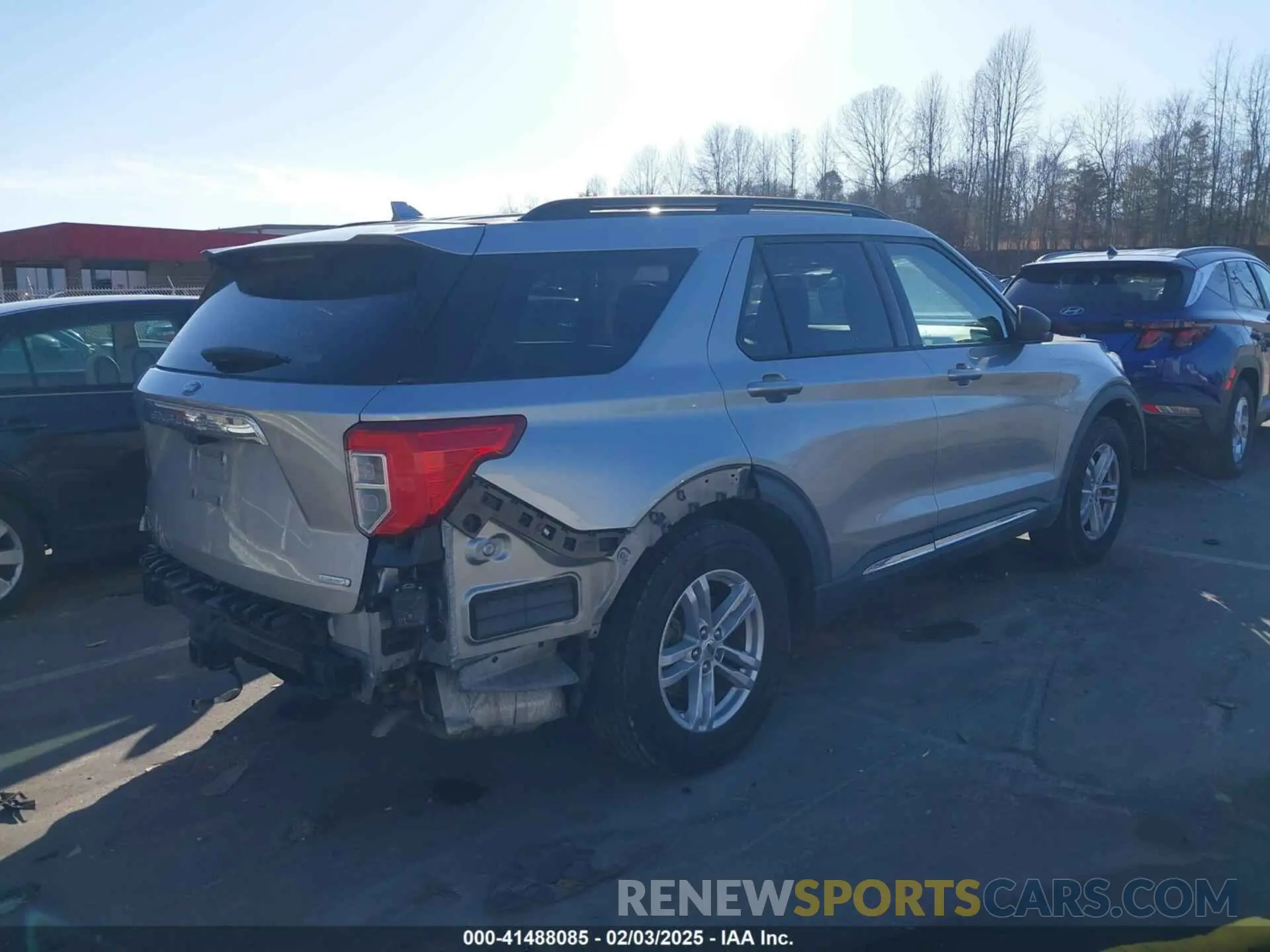 4 Photograph of a damaged car 1FMSK7DH7LGA00628 FORD EXPLORER 2020