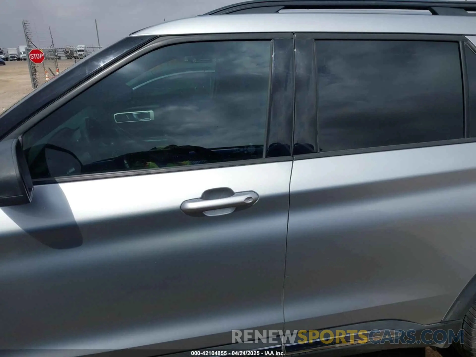 14 Photograph of a damaged car 1FMSK7DH8LGA91022 FORD EXPLORER 2020