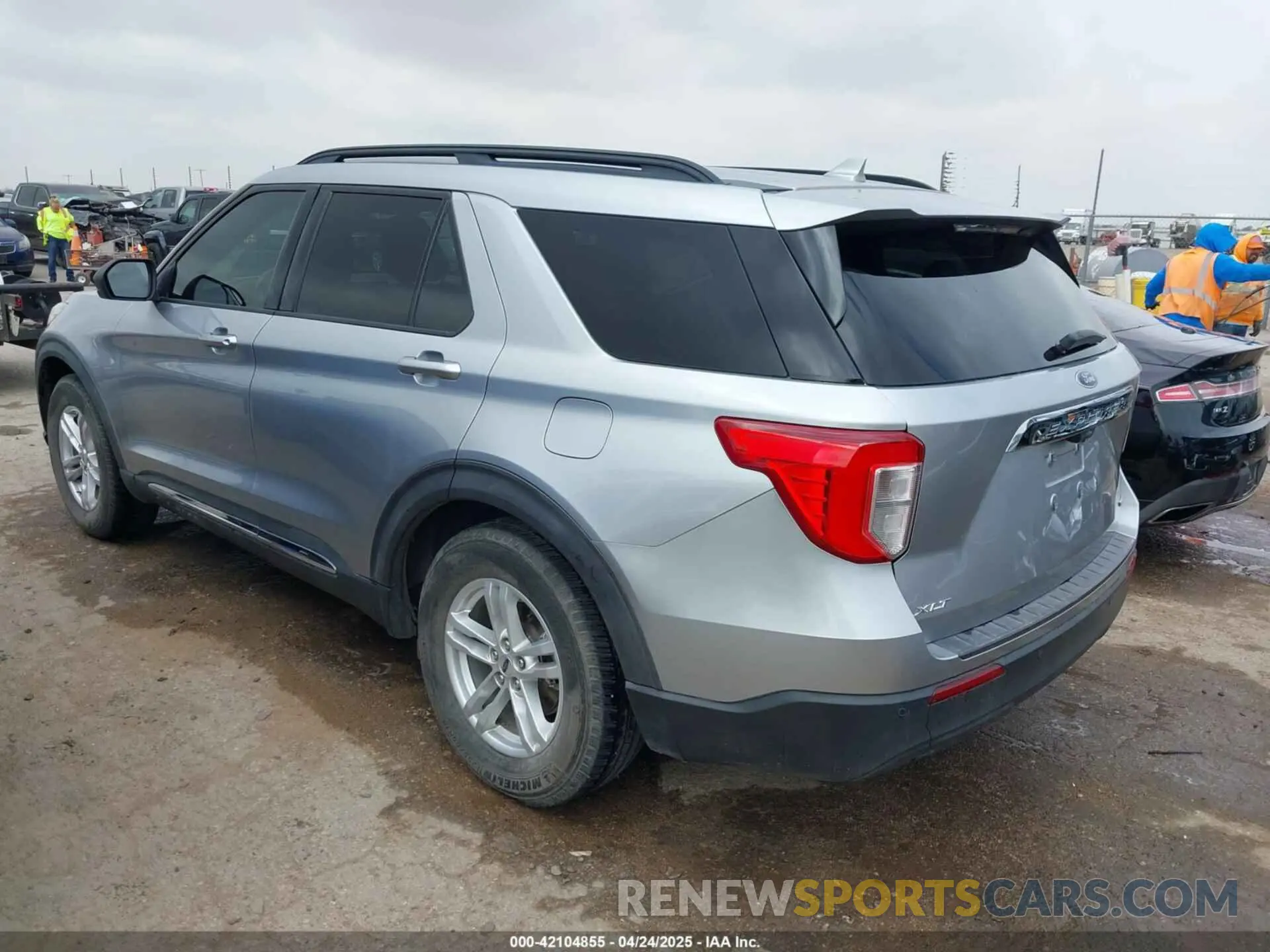 3 Photograph of a damaged car 1FMSK7DH8LGA91022 FORD EXPLORER 2020
