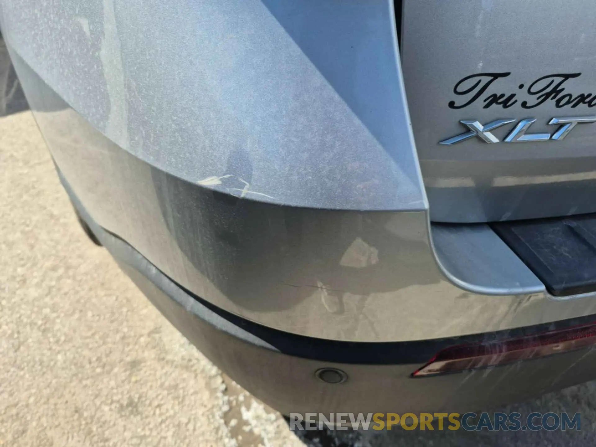 19 Photograph of a damaged car 1FMSK7DH9LGC68306 FORD EXPLORER 2020