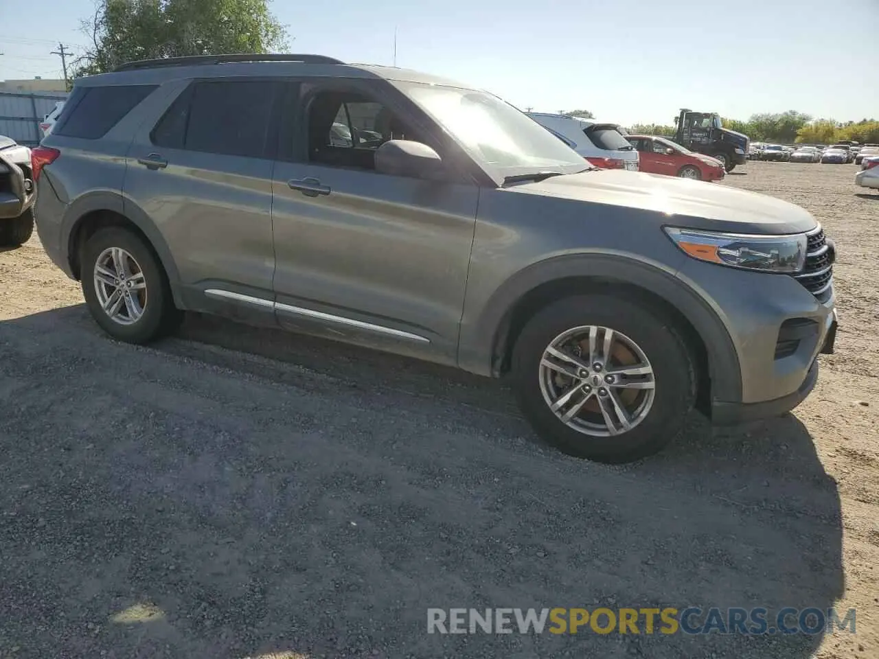 4 Photograph of a damaged car 1FMSK7DHXLGA26821 FORD EXPLORER 2020
