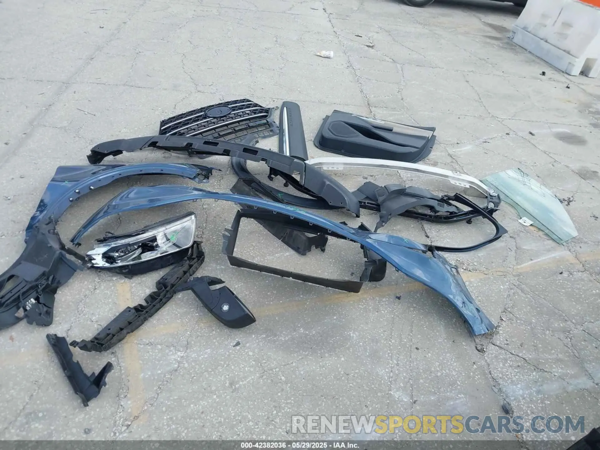 12 Photograph of a damaged car 1FMSK7DHXLGA34658 FORD EXPLORER 2020