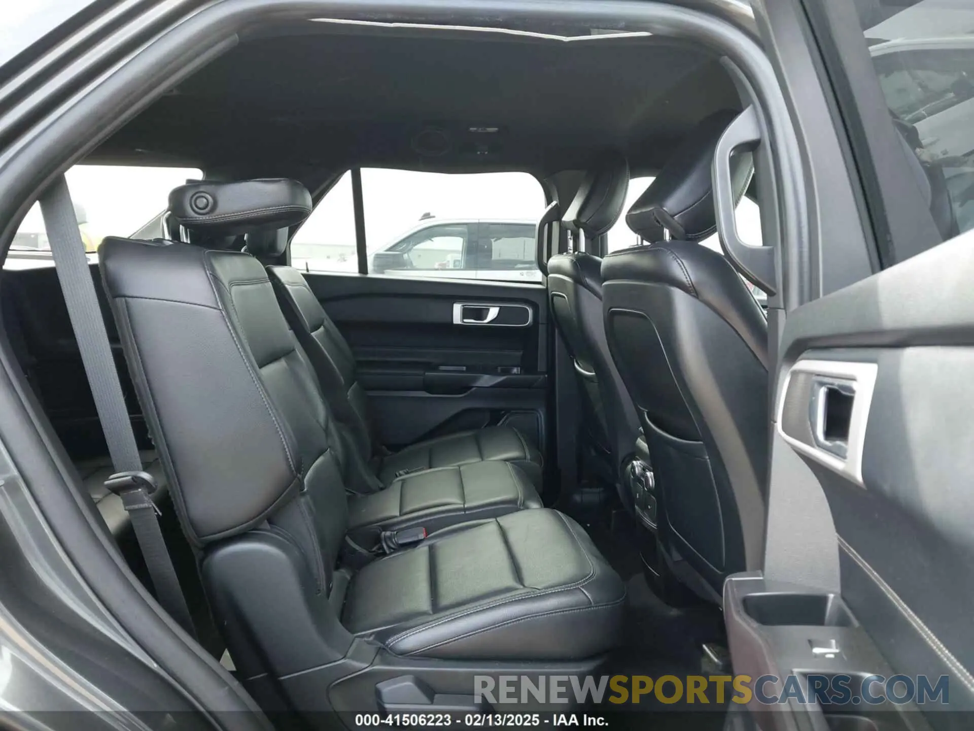 8 Photograph of a damaged car 1FMSK7DHXLGA88994 FORD EXPLORER 2020