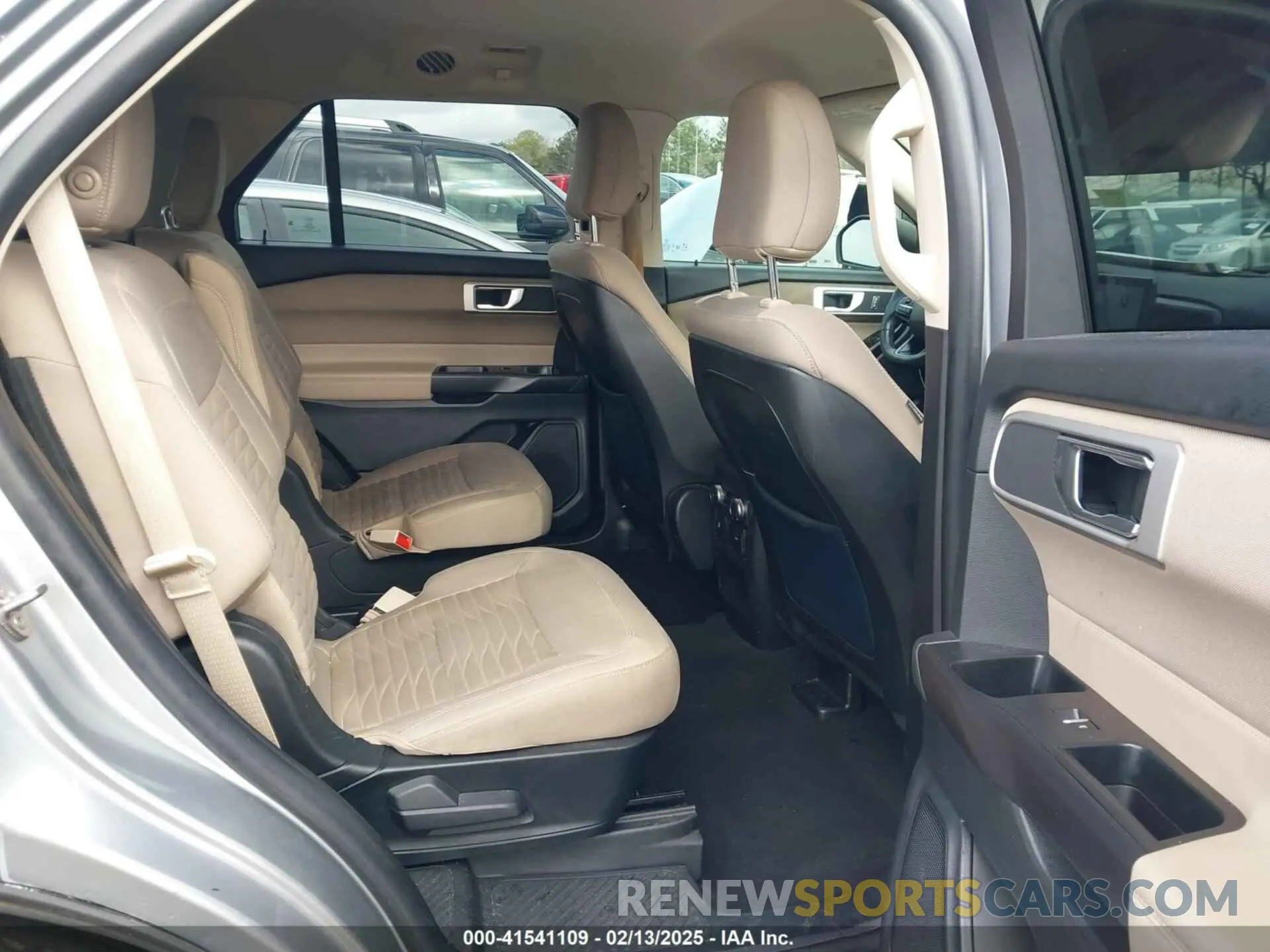 8 Photograph of a damaged car 1FMSK7DHXLGB18222 FORD EXPLORER 2020