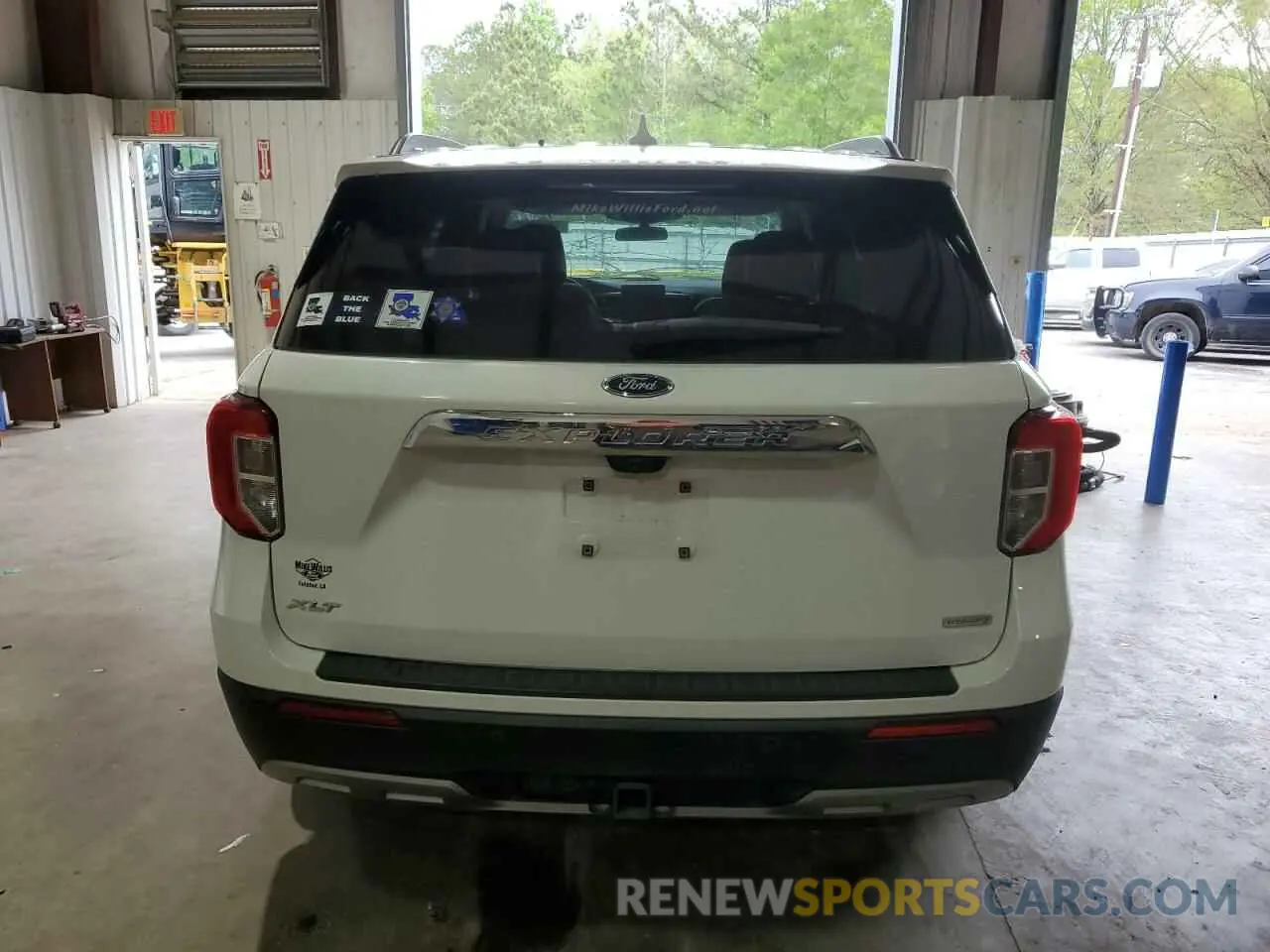 6 Photograph of a damaged car 1FMSK7DHXLGC74728 FORD EXPLORER 2020