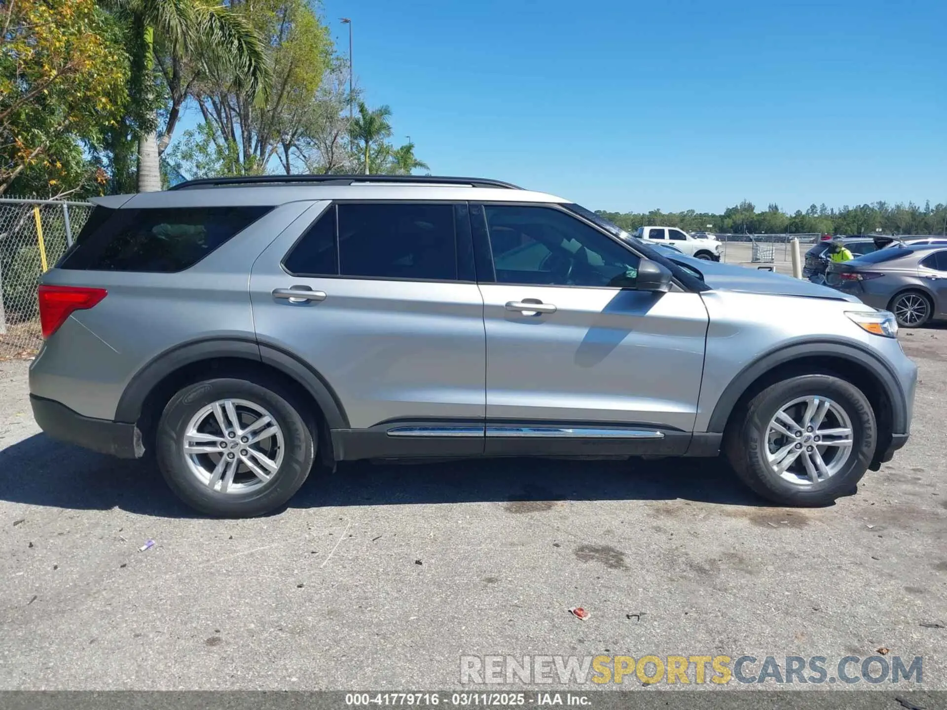 13 Photograph of a damaged car 1FMSK7DHXLGC75846 FORD EXPLORER 2020