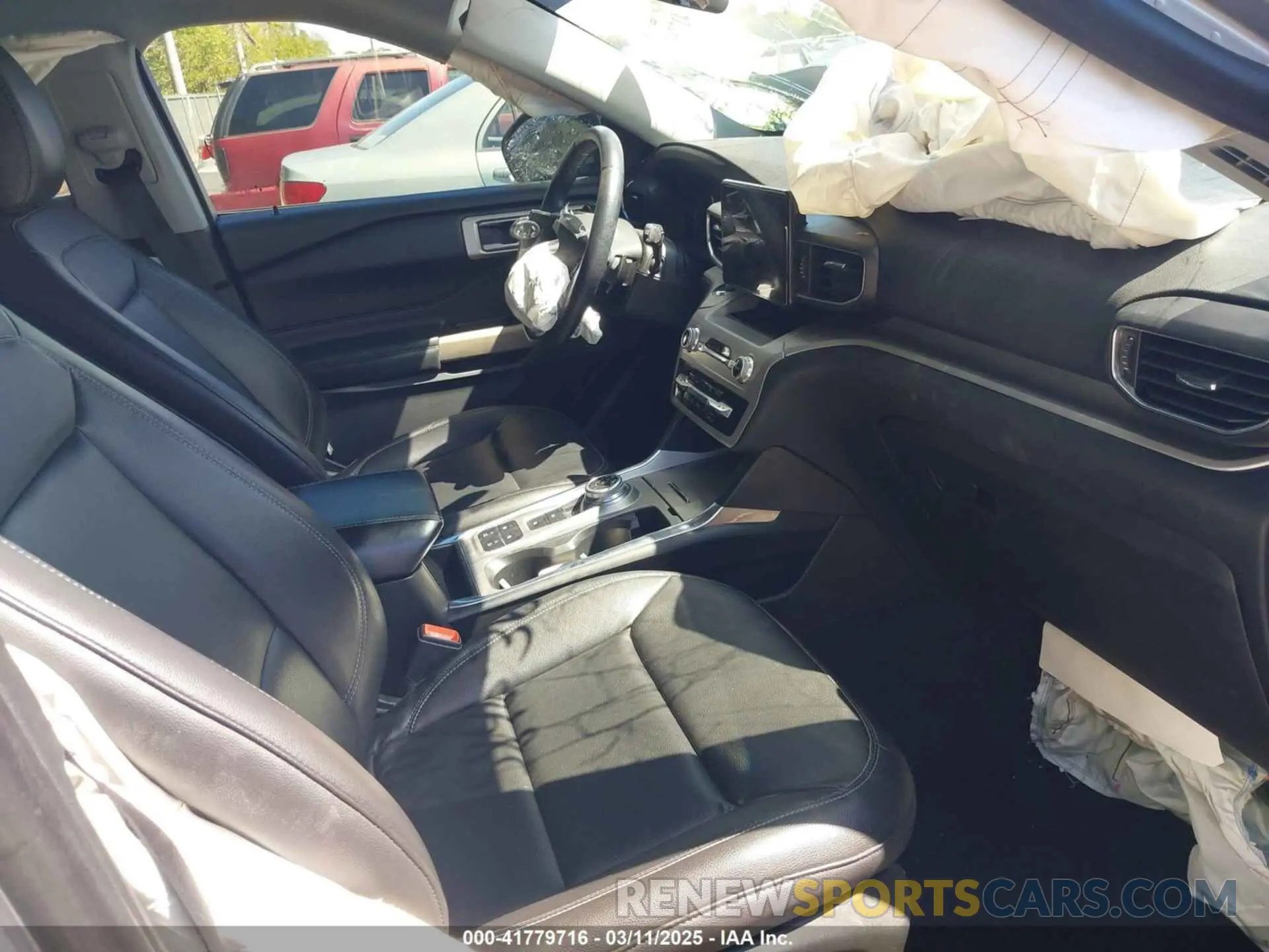 5 Photograph of a damaged car 1FMSK7DHXLGC75846 FORD EXPLORER 2020