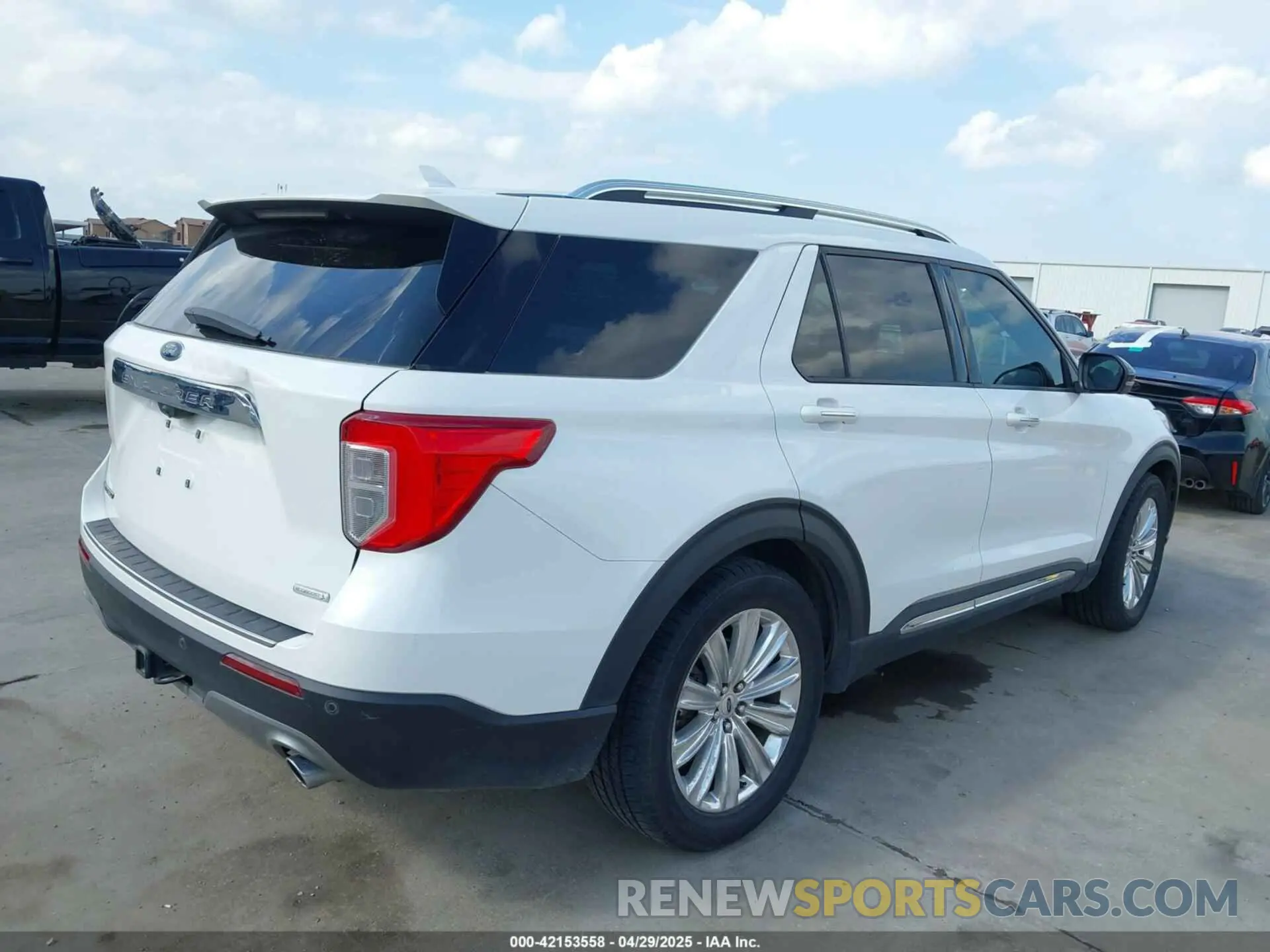 4 Photograph of a damaged car 1FMSK7FH1LGB82226 FORD EXPLORER 2020