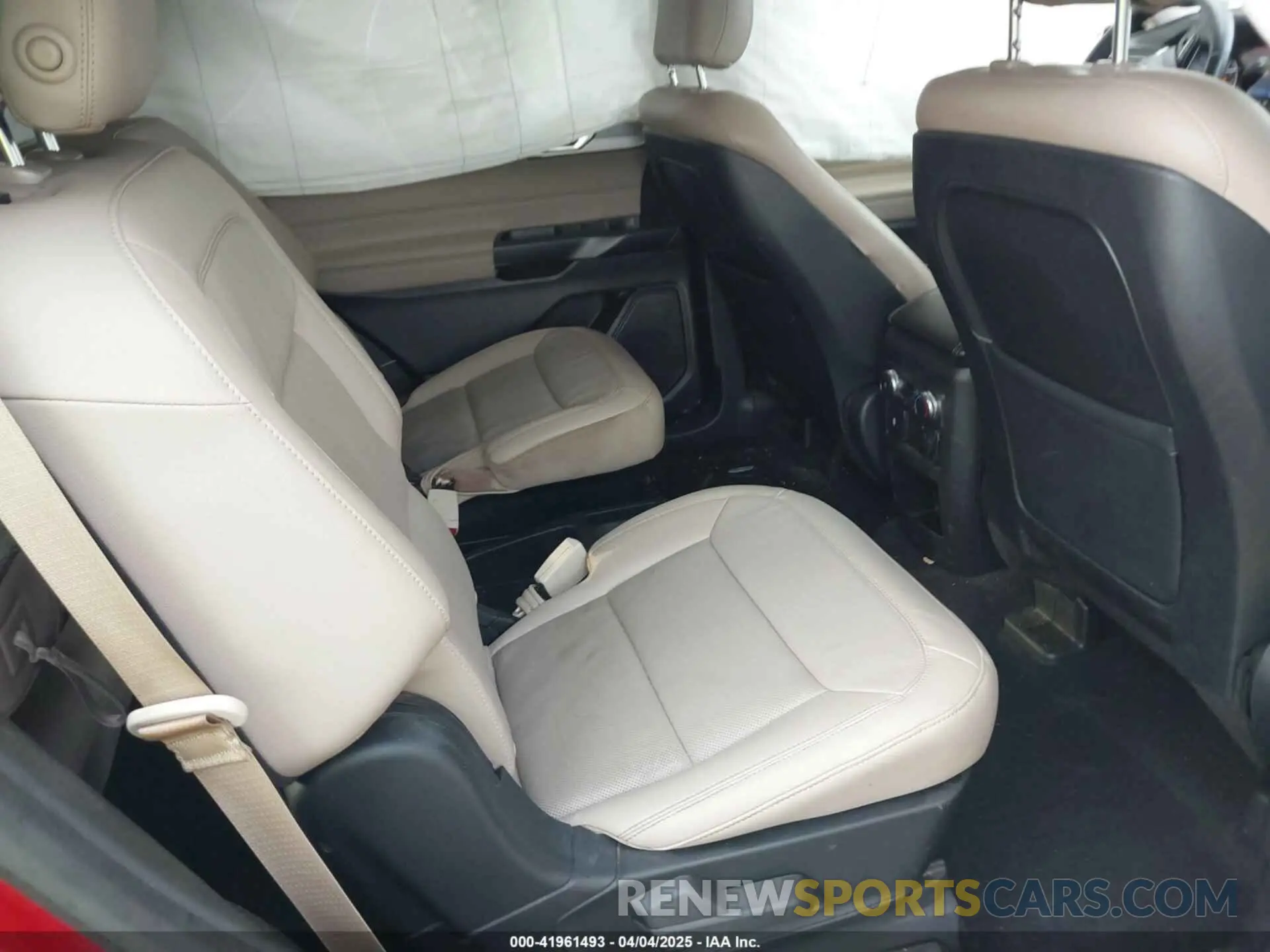 8 Photograph of a damaged car 1FMSK7FH3LGA05905 FORD EXPLORER 2020