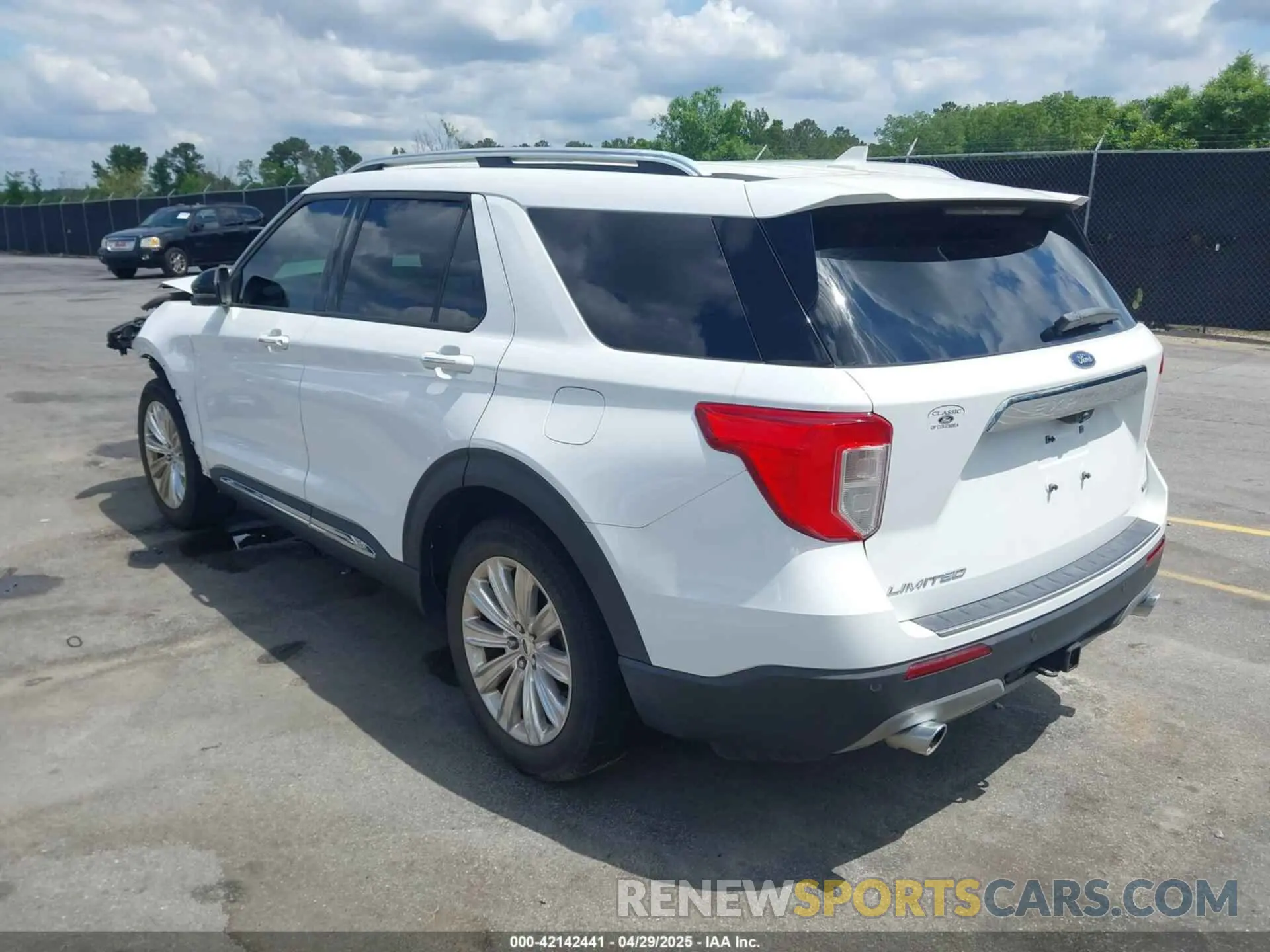 3 Photograph of a damaged car 1FMSK7FH4LGA43109 FORD EXPLORER 2020