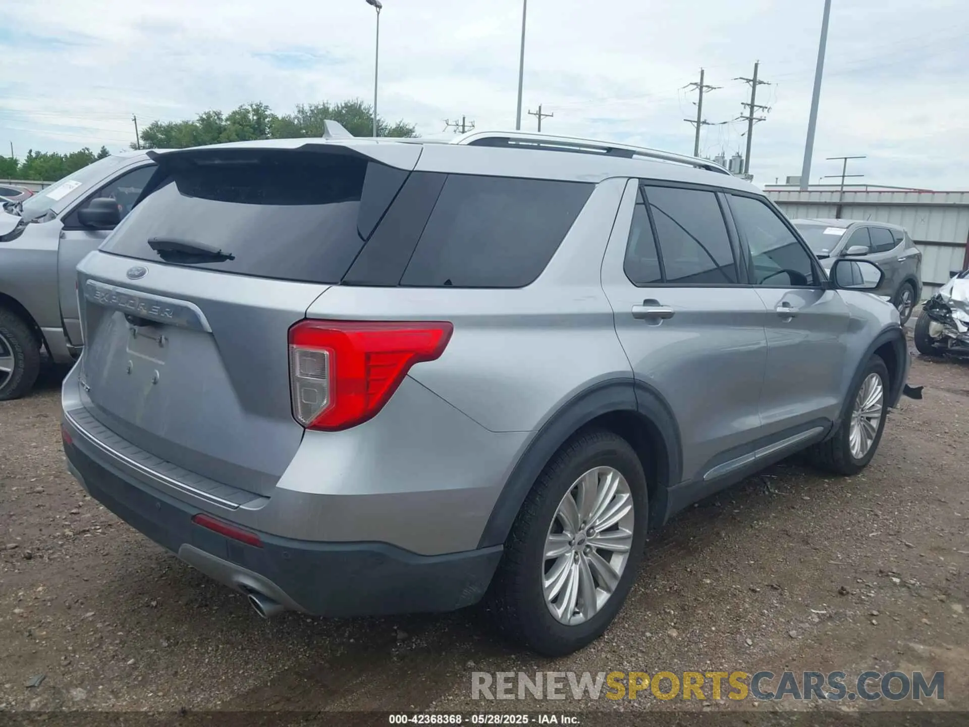 4 Photograph of a damaged car 1FMSK7FH4LGC98505 FORD EXPLORER 2020