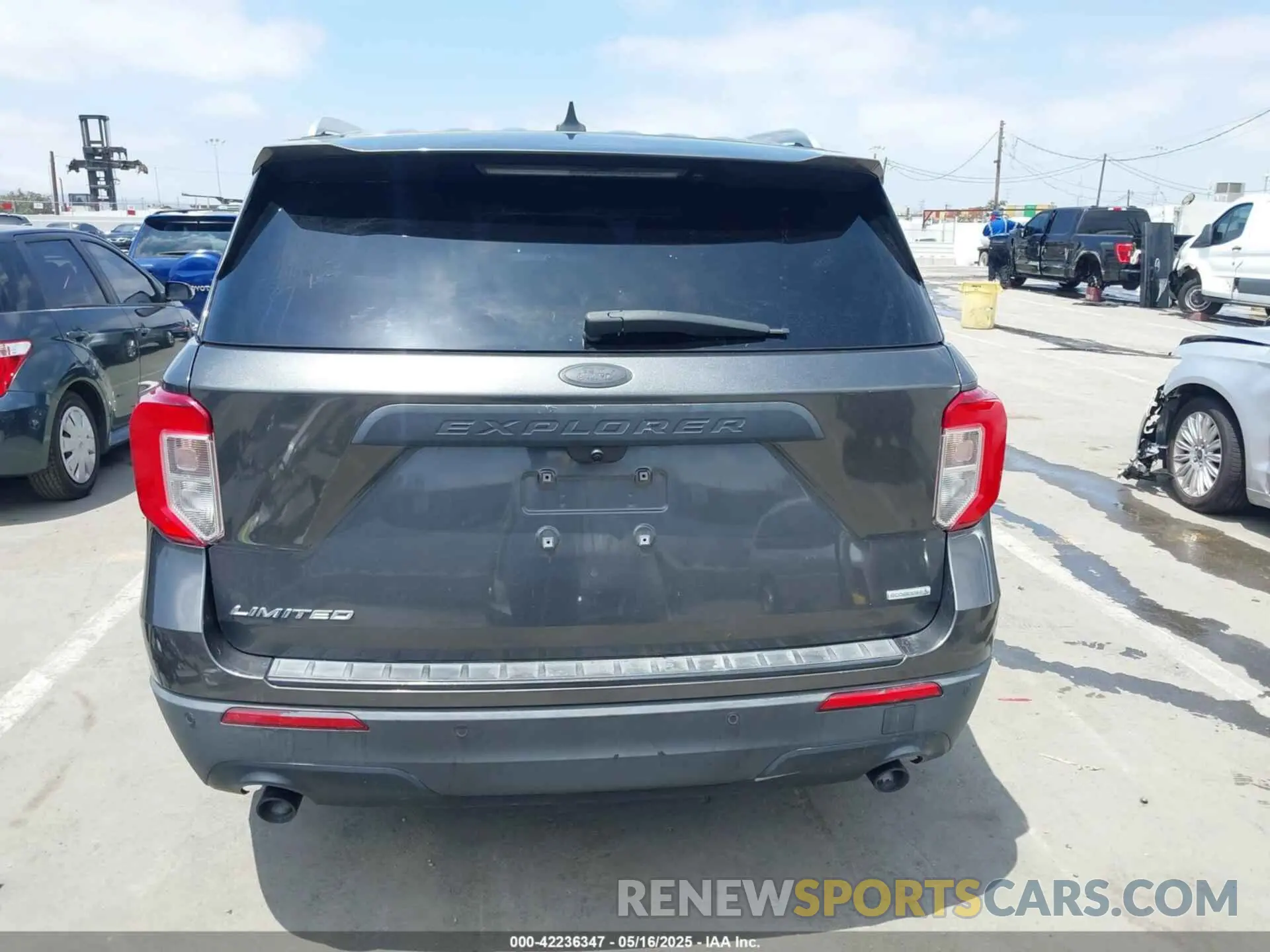 17 Photograph of a damaged car 1FMSK7FH8LGA54307 FORD EXPLORER 2020
