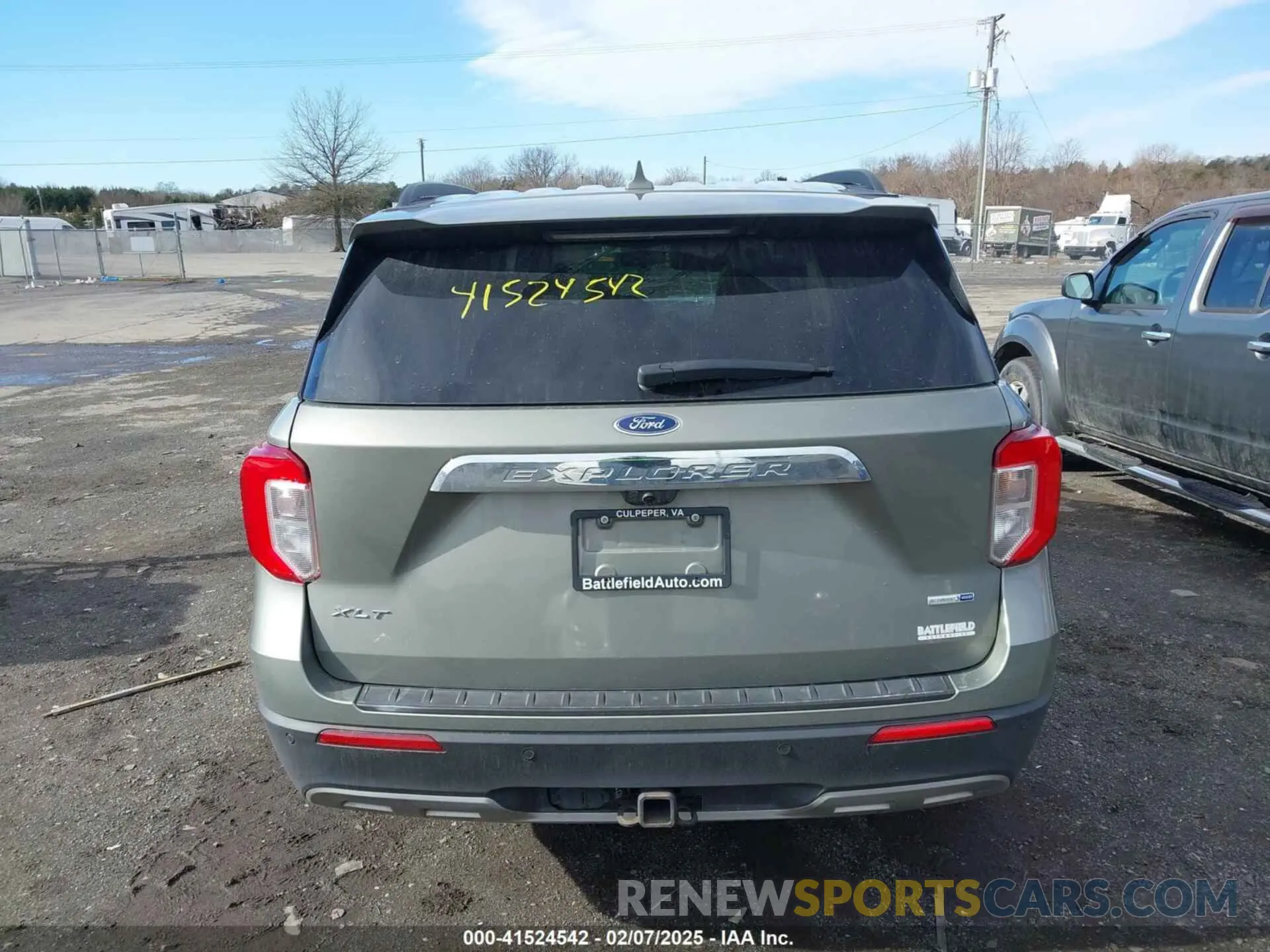 17 Photograph of a damaged car 1FMSK8DH0LGB90584 FORD EXPLORER 2020