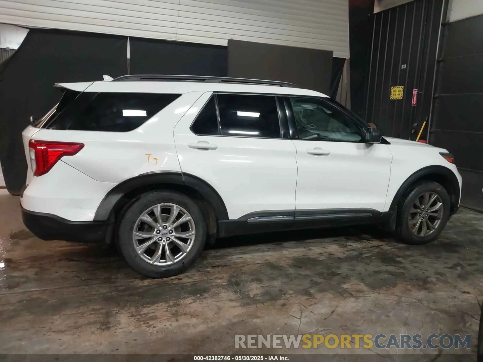 13 Photograph of a damaged car 1FMSK8DH1LGA56957 FORD EXPLORER 2020