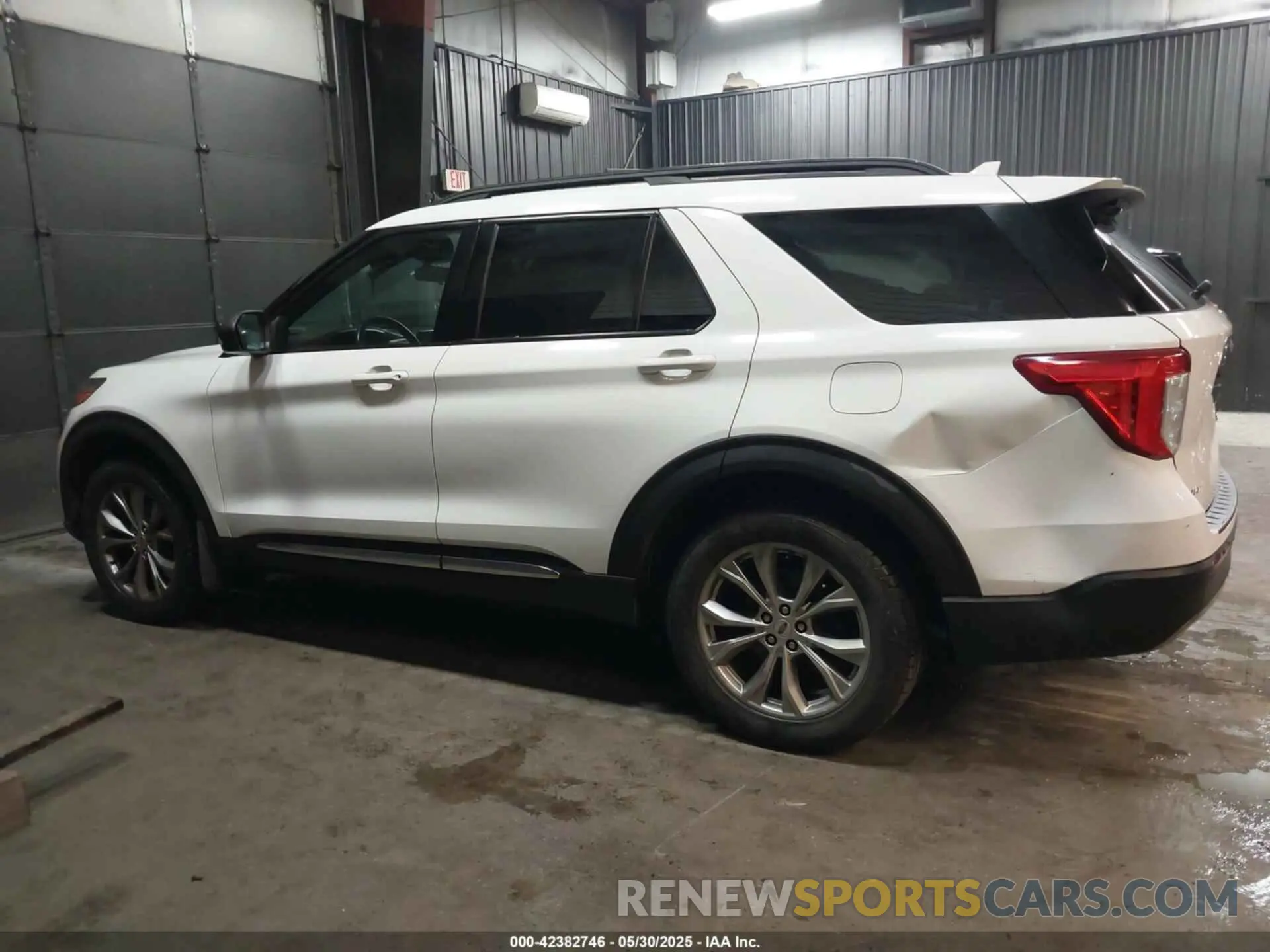 14 Photograph of a damaged car 1FMSK8DH1LGA56957 FORD EXPLORER 2020