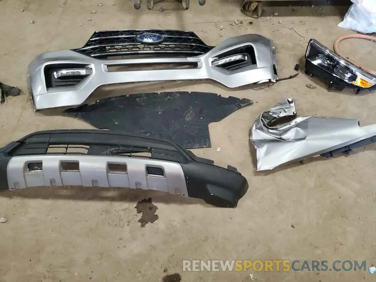 13 Photograph of a damaged car 1FMSK8DH1LGD15110 FORD EXPLORER 2020