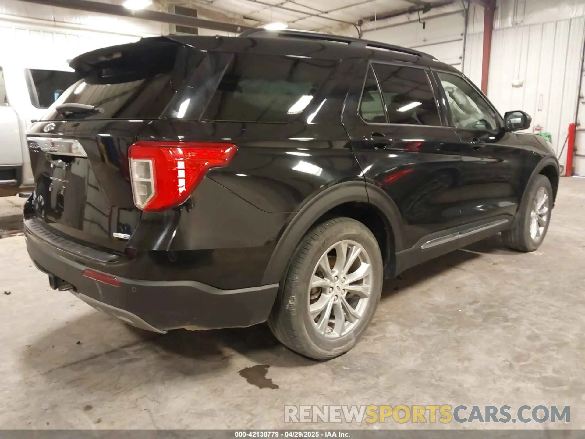 4 Photograph of a damaged car 1FMSK8DH2LGA20288 FORD EXPLORER 2020
