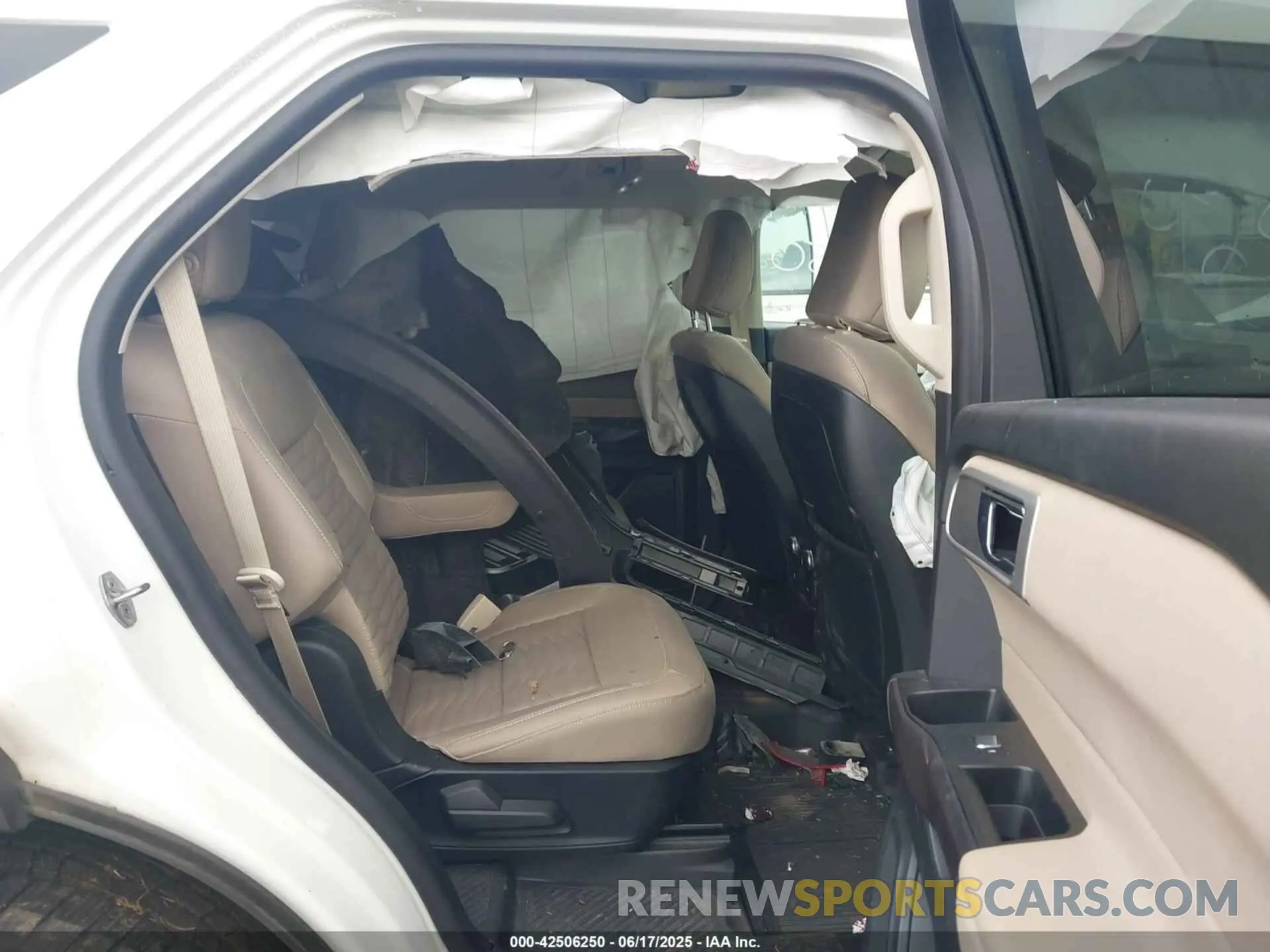 8 Photograph of a damaged car 1FMSK8DH3LGA13737 FORD EXPLORER 2020