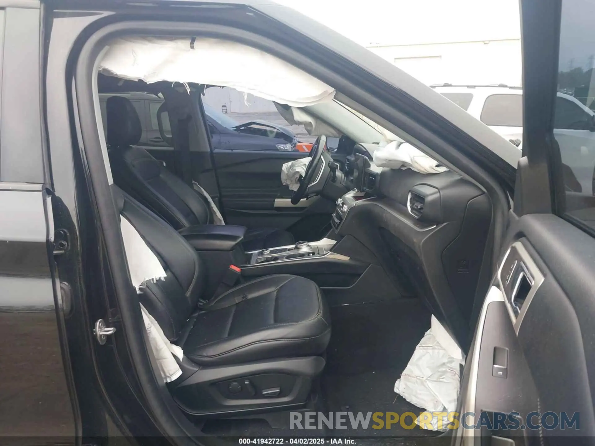 5 Photograph of a damaged car 1FMSK8DH3LGC76827 FORD EXPLORER 2020