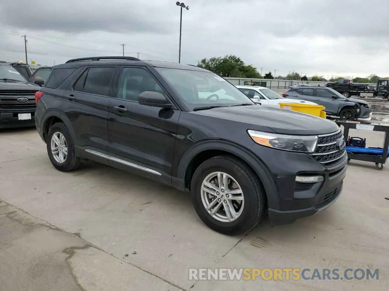 4 Photograph of a damaged car 1FMSK8DH3LGC88315 FORD EXPLORER 2020