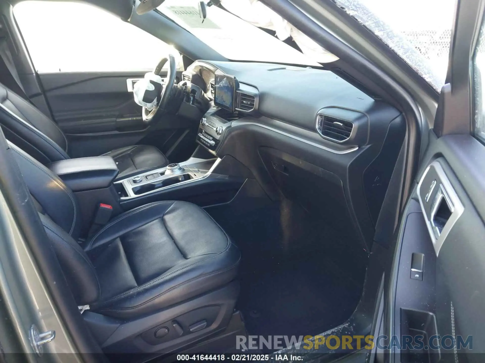 5 Photograph of a damaged car 1FMSK8DH4LGA26190 FORD EXPLORER 2020