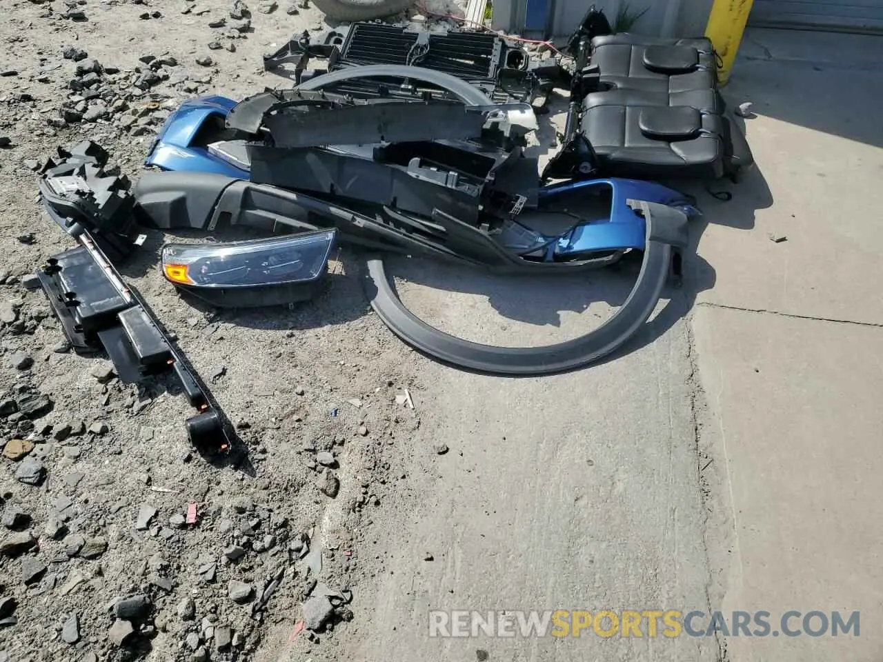 13 Photograph of a damaged car 1FMSK8DH4LGB32249 FORD EXPLORER 2020