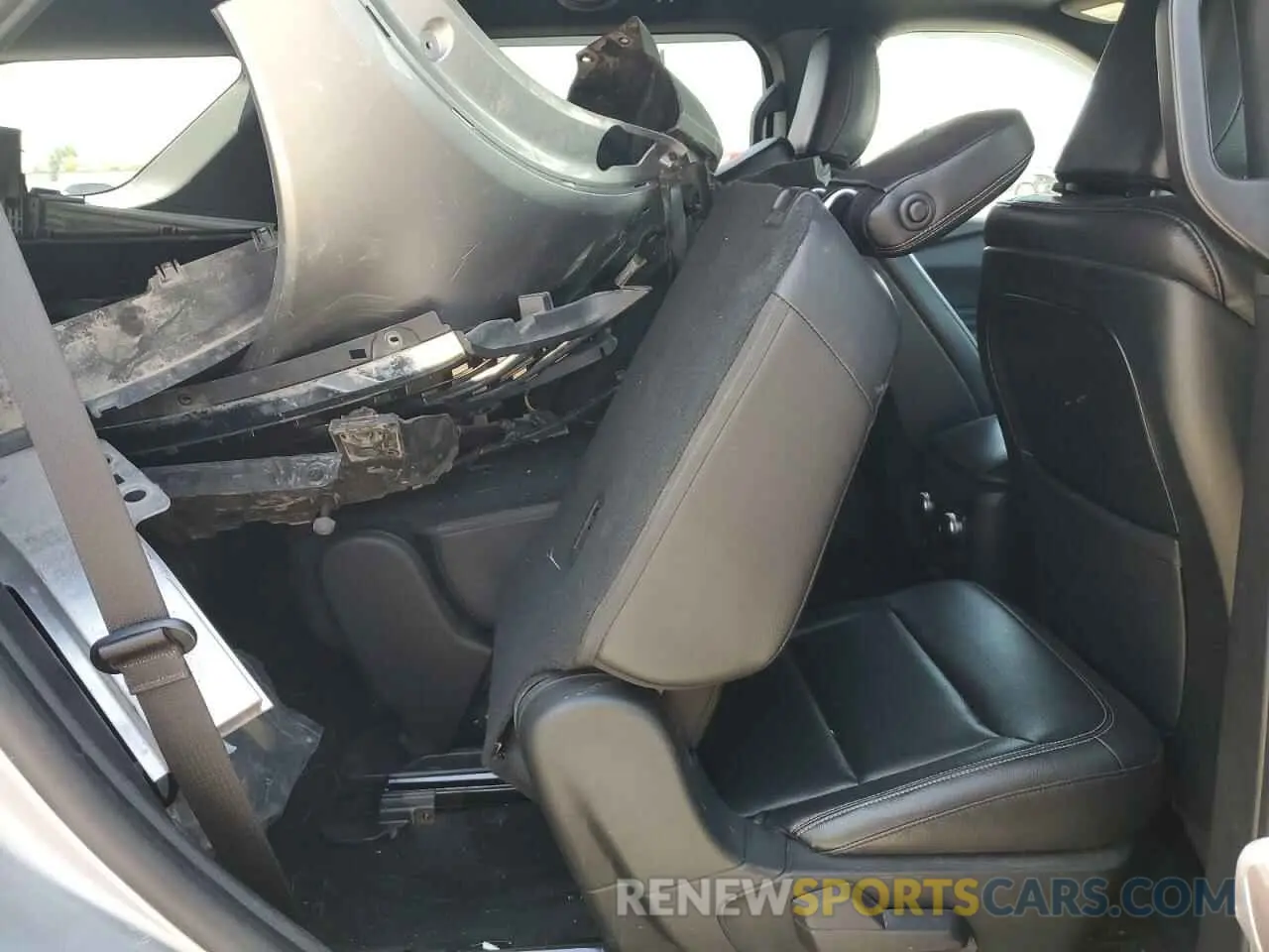 11 Photograph of a damaged car 1FMSK8DH5LGA63832 FORD EXPLORER 2020