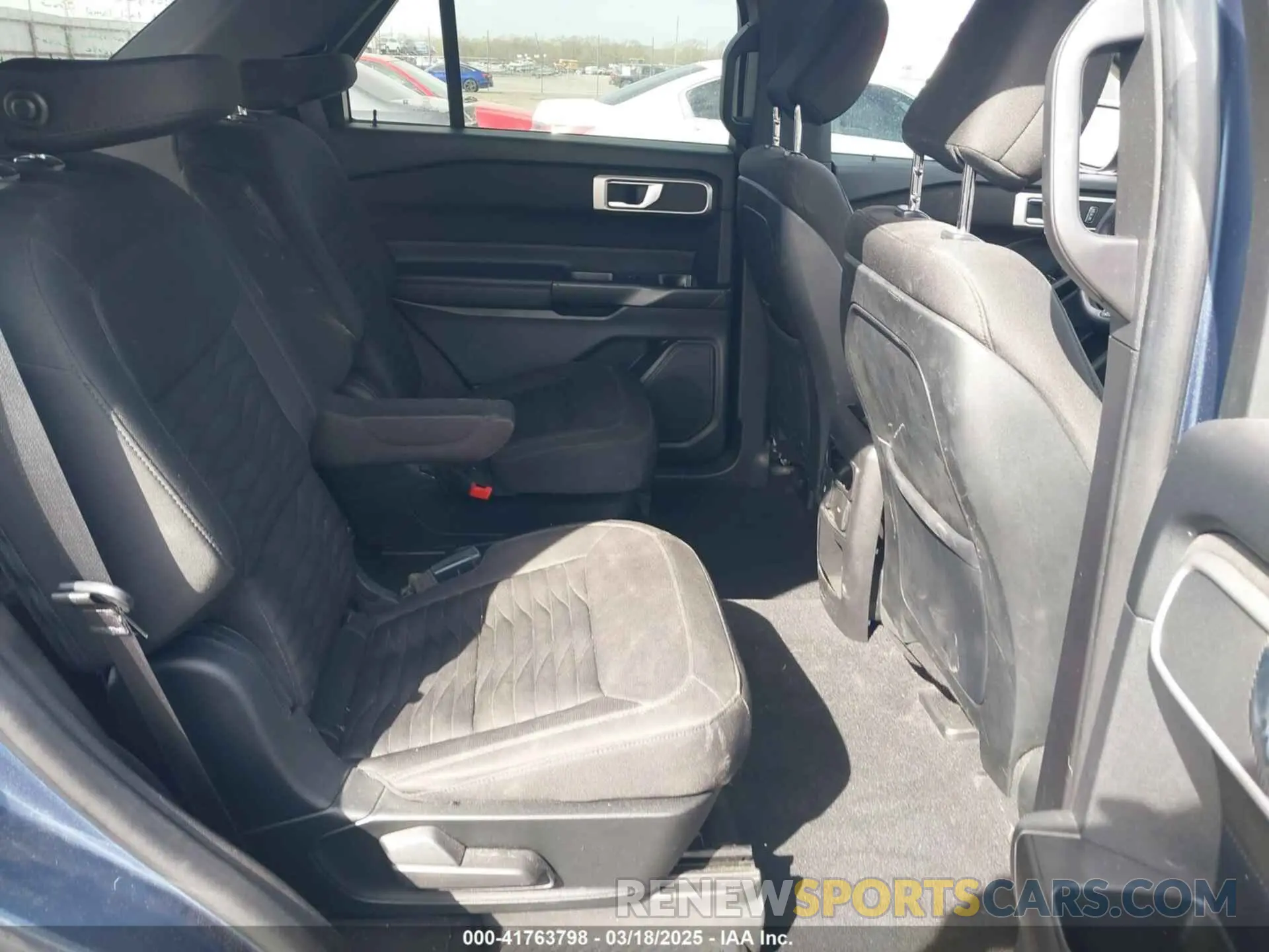 8 Photograph of a damaged car 1FMSK8DH5LGB70377 FORD EXPLORER 2020