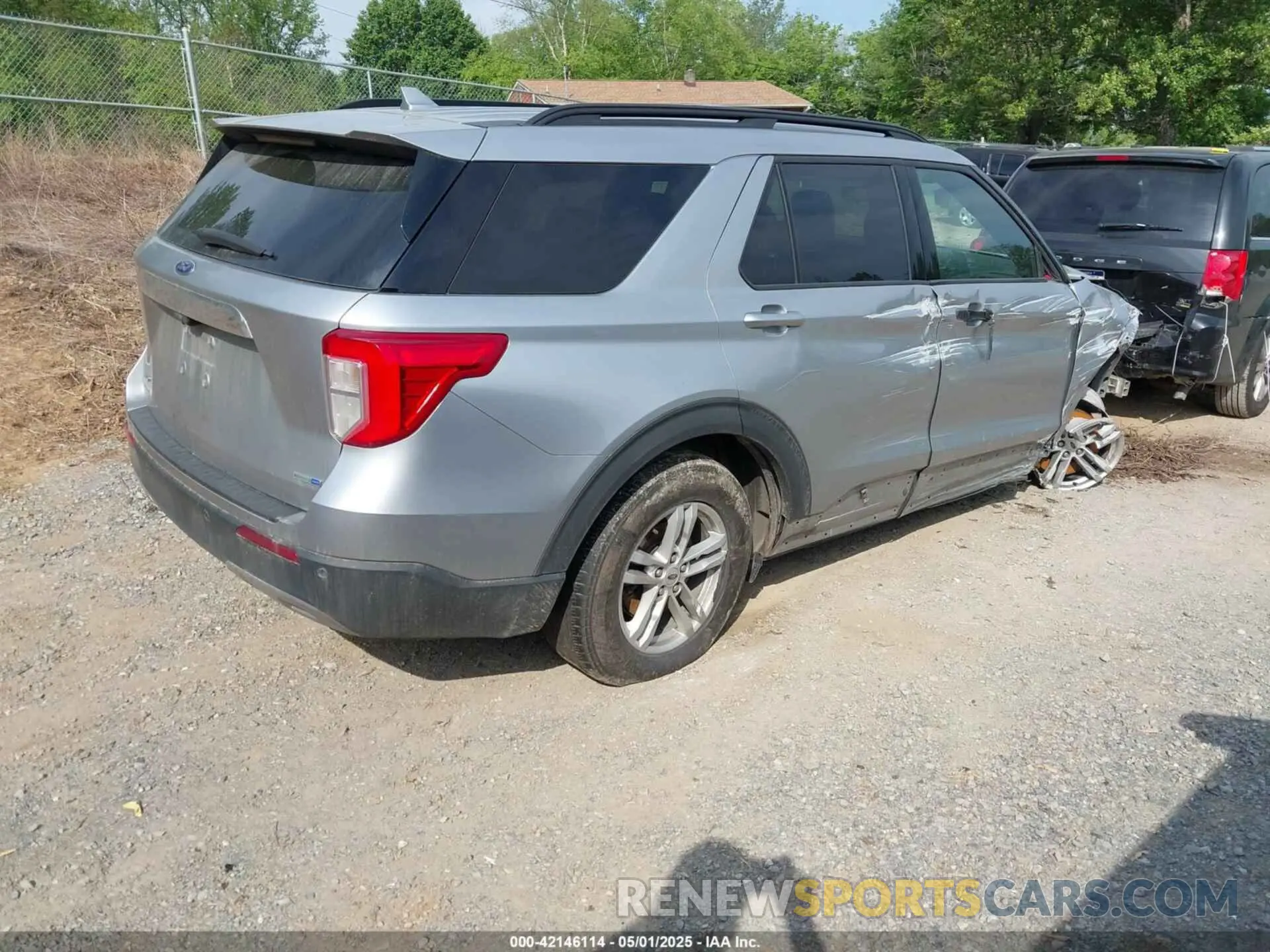 4 Photograph of a damaged car 1FMSK8DH6LGB27036 FORD EXPLORER 2020