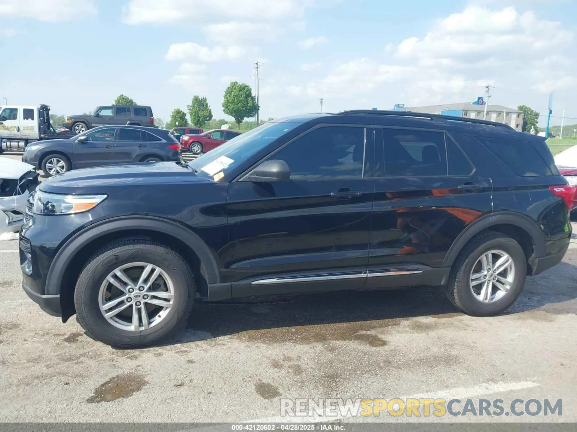 14 Photograph of a damaged car 1FMSK8DH7LGB27949 FORD EXPLORER 2020