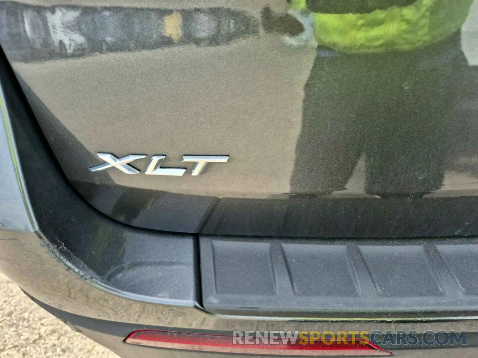 4 Photograph of a damaged car 1FMSK8DH7LGC51705 FORD EXPLORER 2020