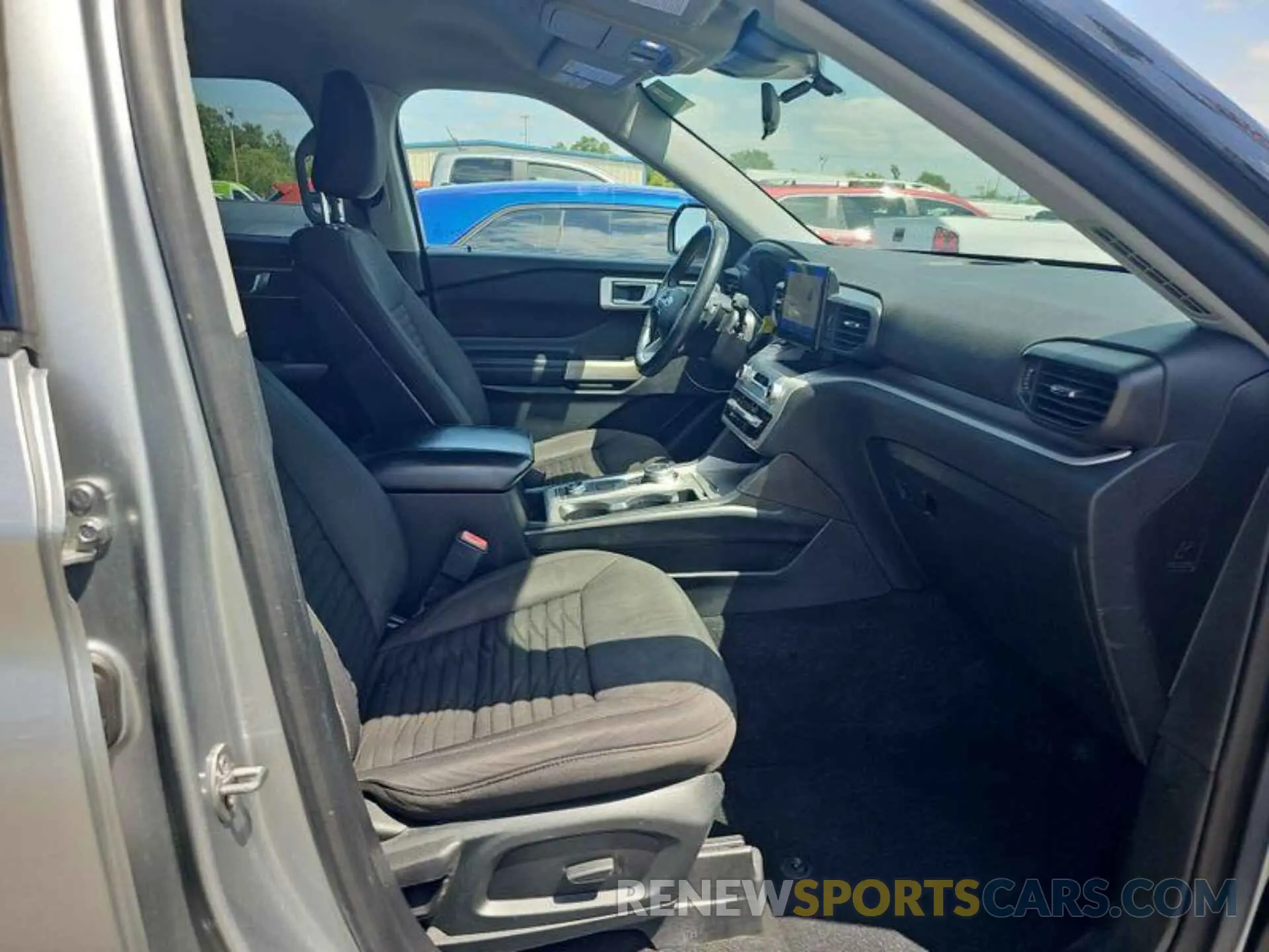 2 Photograph of a damaged car 1FMSK8DH7LGC68259 FORD EXPLORER 2020