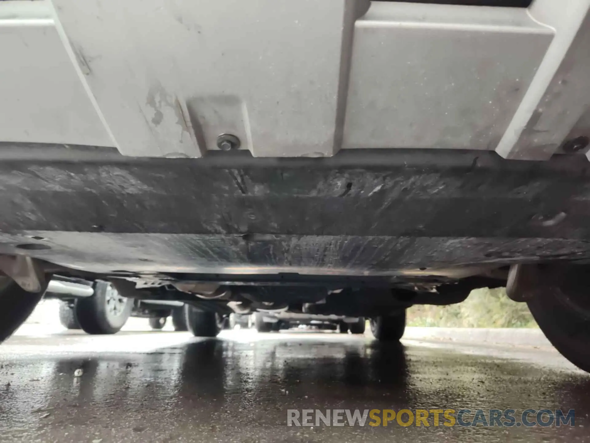 17 Photograph of a damaged car 1FMSK8DH8LGB76982 FORD EXPLORER 2020