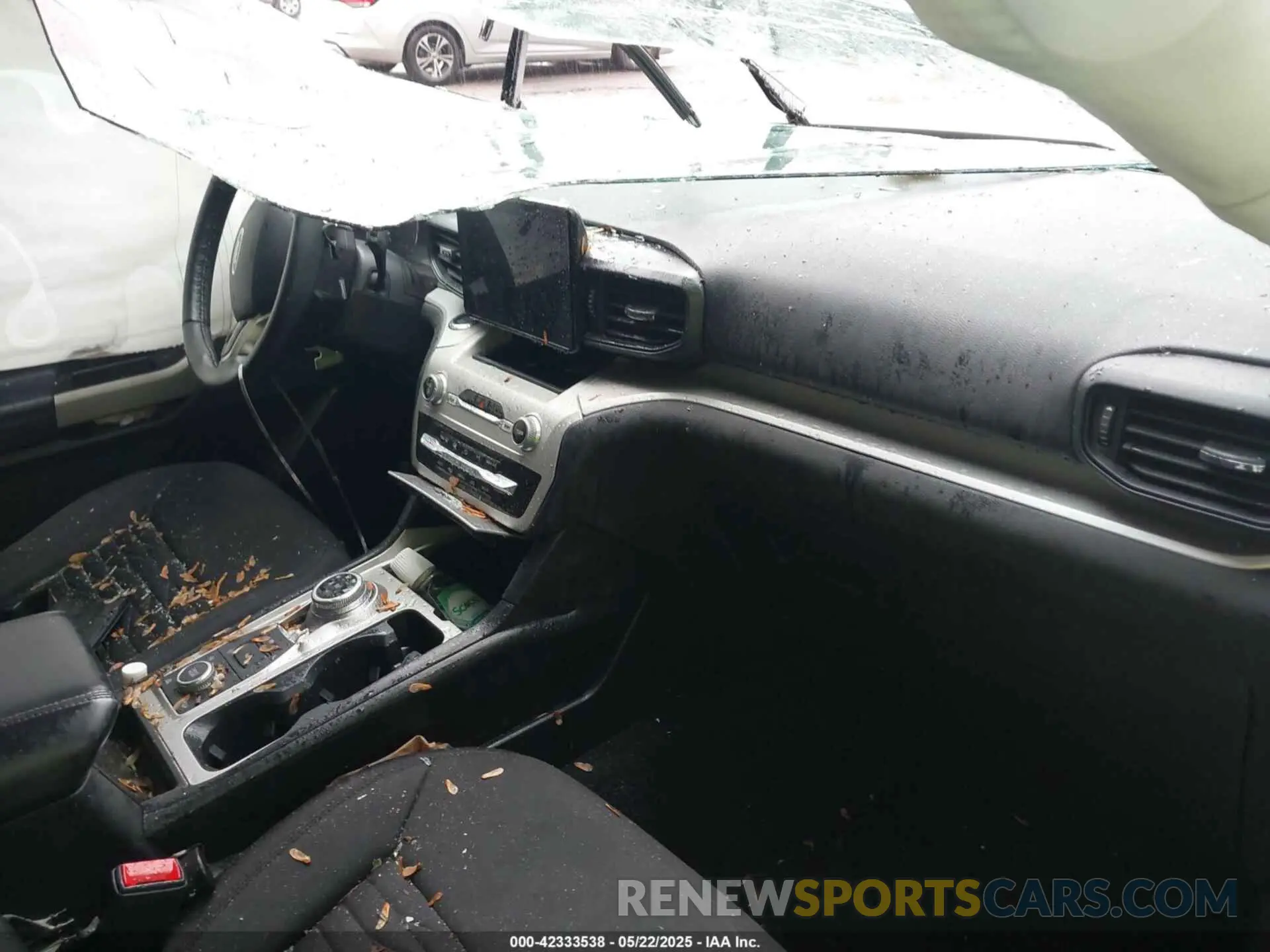 5 Photograph of a damaged car 1FMSK8DH8LGC40003 FORD EXPLORER 2020